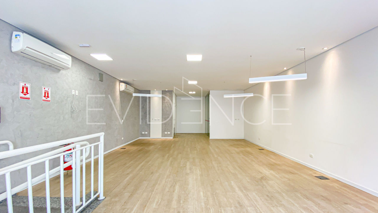 Prédio com 450m² no bairro Tatuapé em São Paulo