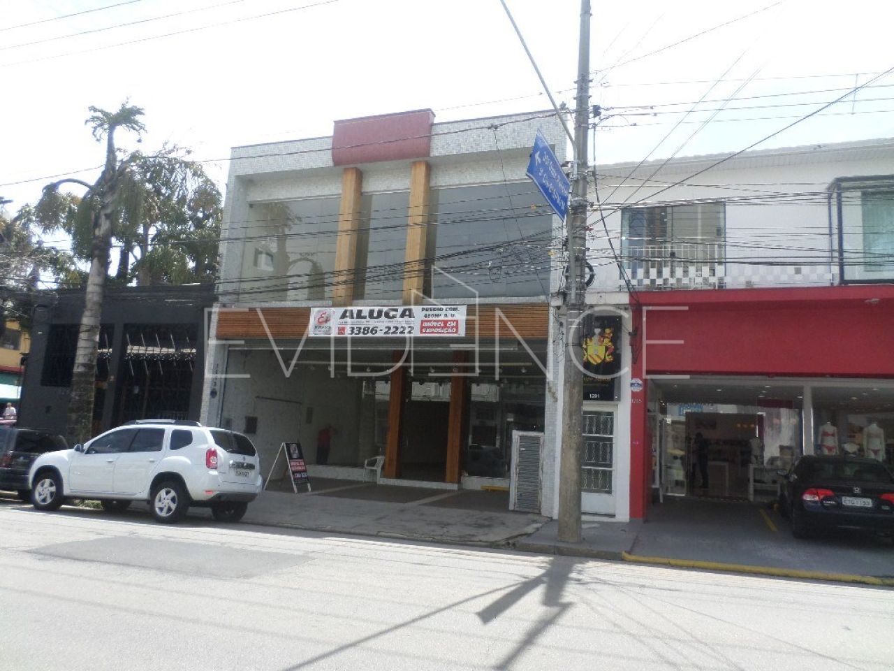 Prédio com 480m², 1 dormitório, 3 vagas no bairro Vila Gomes Cardim em São Paulo