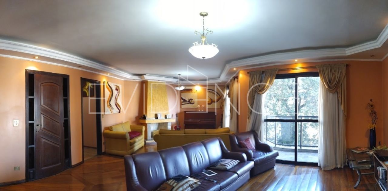 Apartamento com 182m², 3 dormitórios, 1 suíte, 2 vagas no bairro Tatuapé em São Paulo