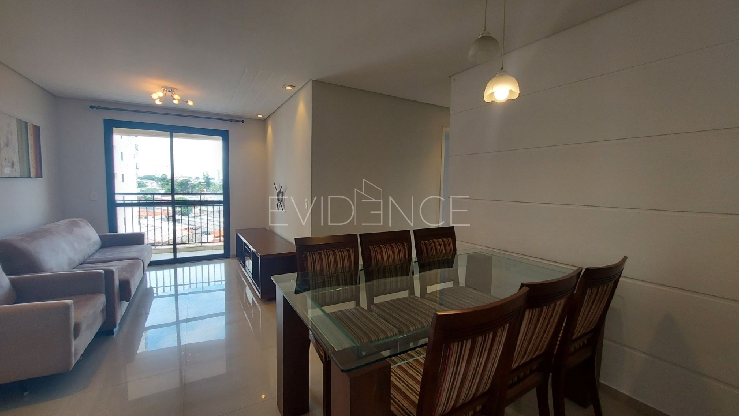 Apartamento com 79m², 3 dormitórios, 1 suíte, 2 vagas no bairro Água Rasa em São Paulo