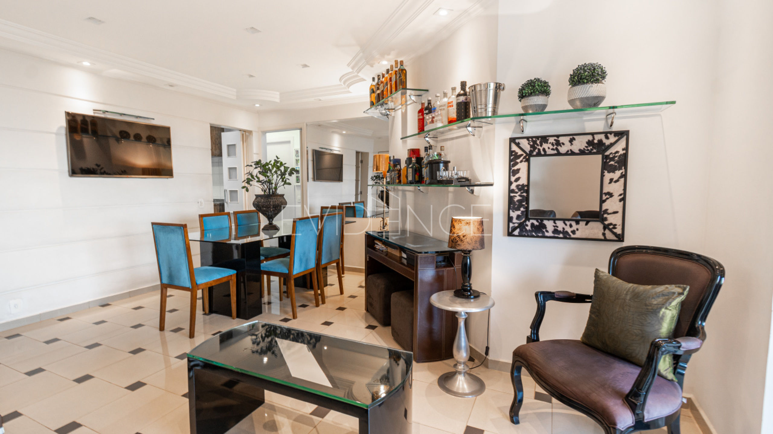 Apartamento com 95m², 3 dormitórios, 1 suíte, 2 vagas no bairro Jardim Anália Franco em São Paulo