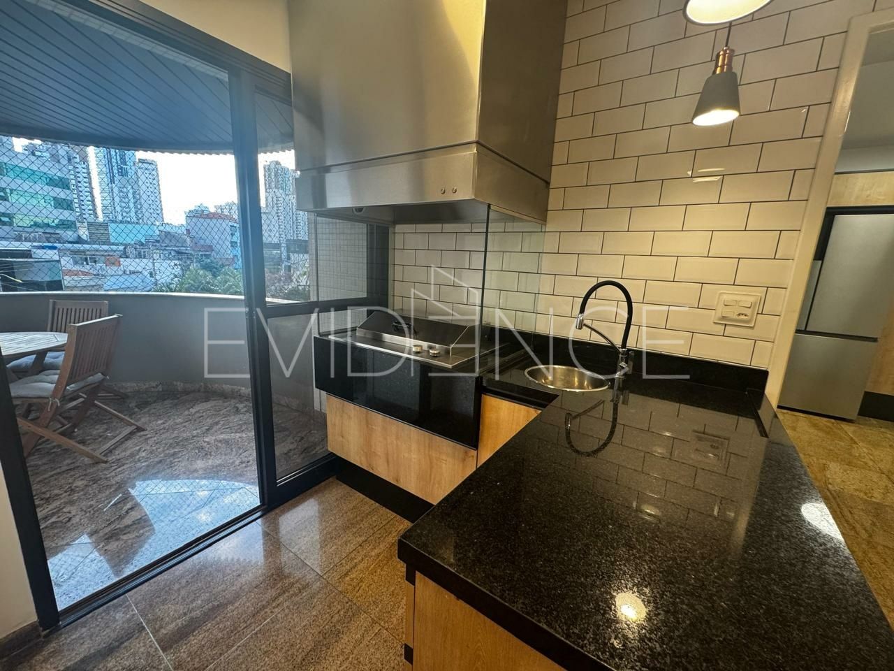 Apartamento com 250m², 4 dormitórios, 2 suítes, 4 vagas no bairro Tatuapé em São Paulo