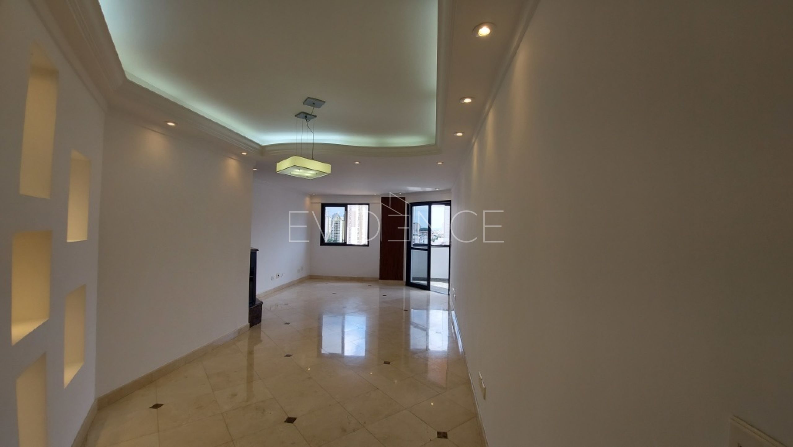 Apartamento com 127m², 3 dormitórios, 2 suítes, 2 vagas no bairro Água Rasa em São Paulo