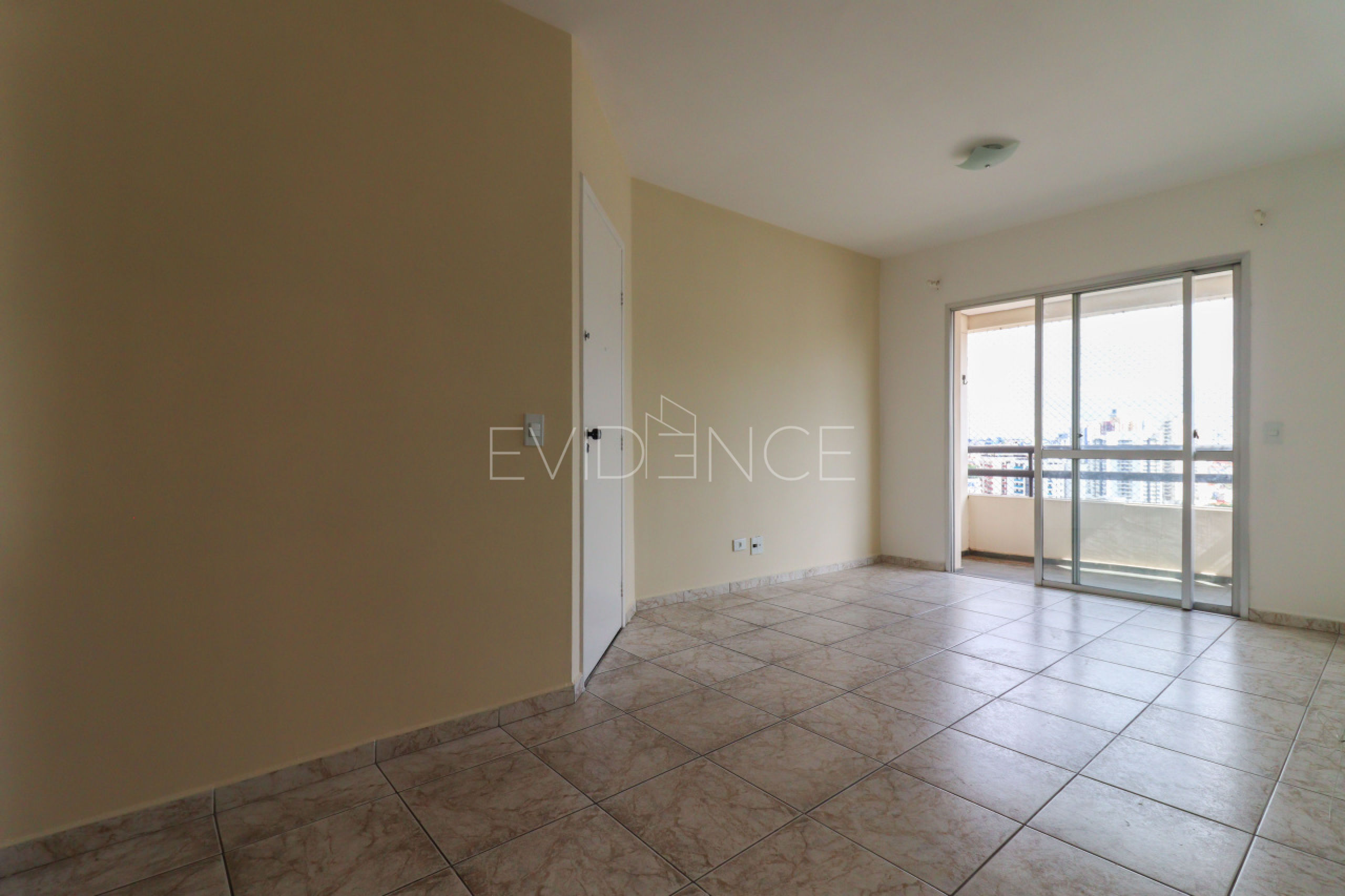 Apartamento com 80m², 3 dormitórios, 1 suíte, 2 vagas no bairro Tatuapé em São Paulo