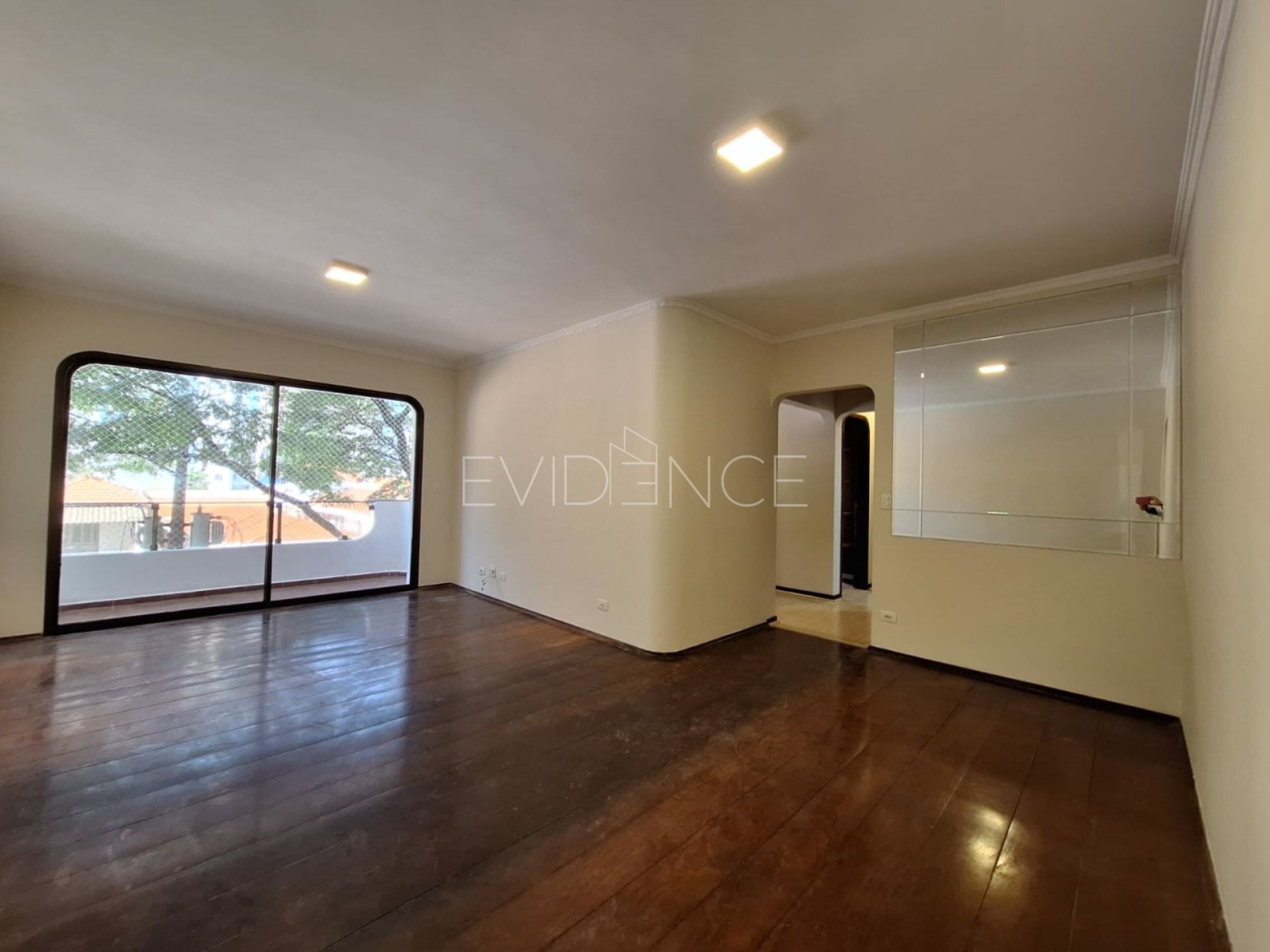 Apartamento com 112m², 3 dormitórios, 1 suíte, 2 vagas no bairro Tatuapé em São Paulo