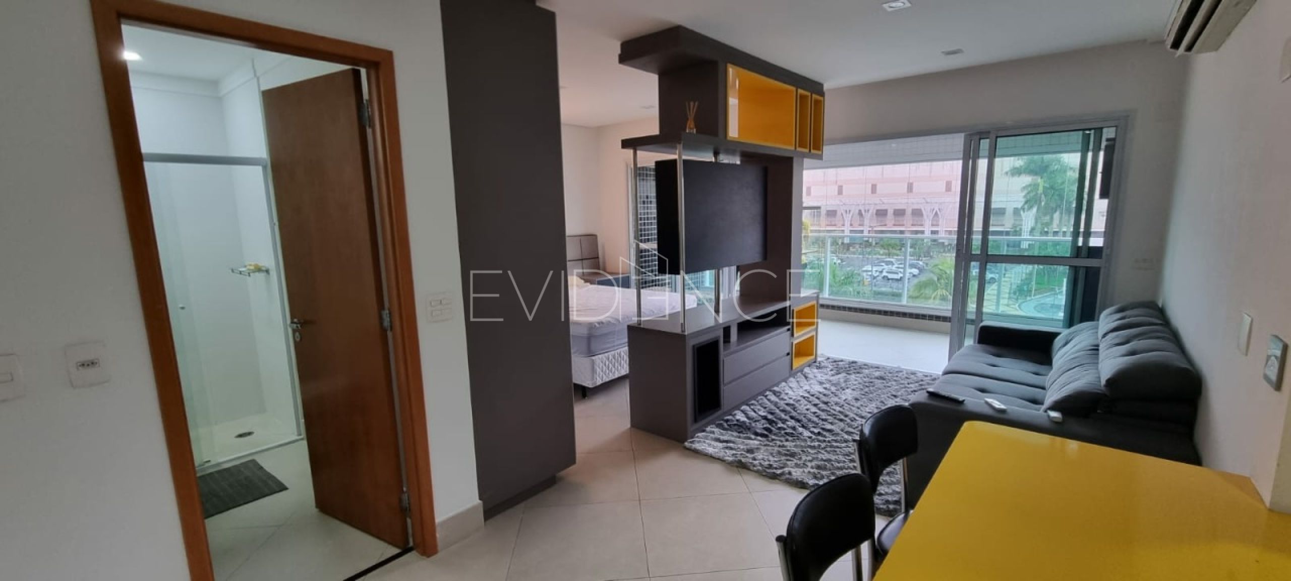 Apartamento com 55m², 1 dormitório, 2 vagas no bairro Vila Regente Feijó em São Paulo