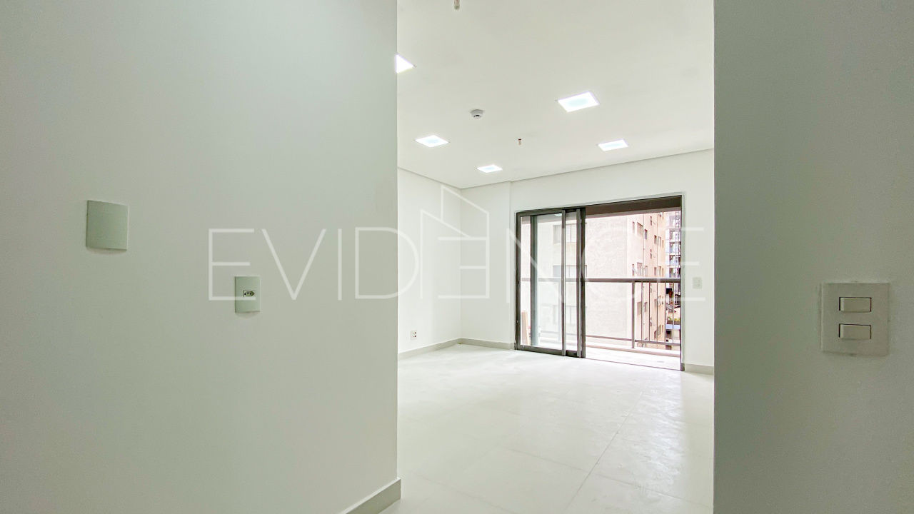 Sala com 27m² no bairro Paraíso em São Paulo