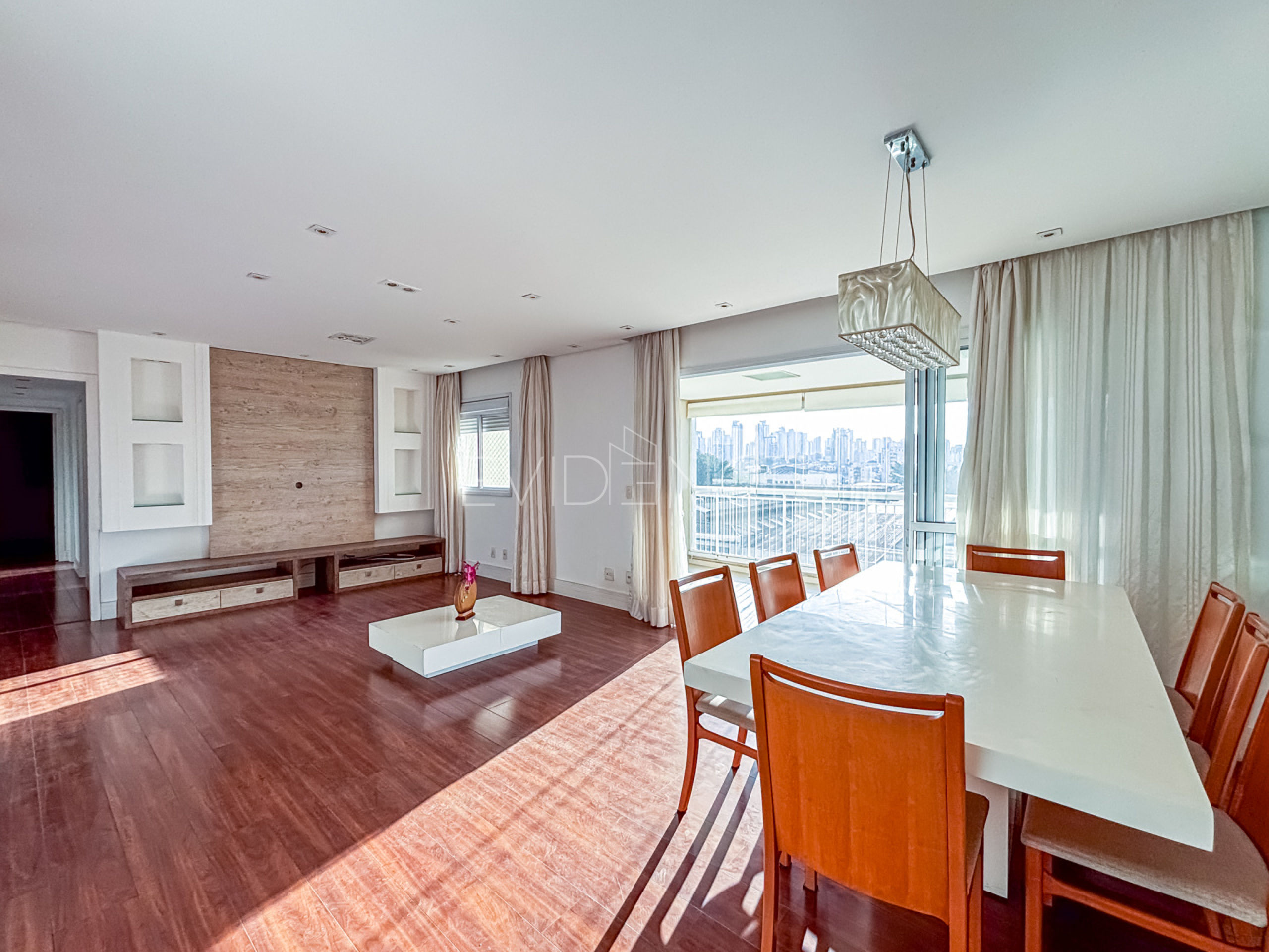 Apartamento com 126m², 3 dormitórios, 3 suítes, 2 vagas no bairro Vila Carrão em São Paulo