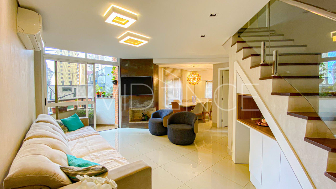 Apartamento com 127m², 3 dormitórios, 1 suíte, 2 vagas no bairro Tatuapé em São Paulo