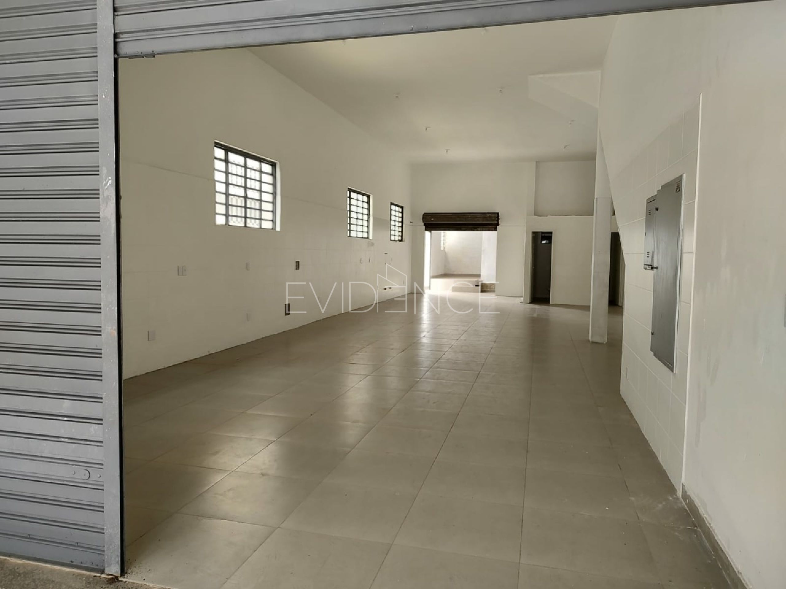 Galpão com 363m² no bairro Vila Regente Feijó em São Paulo