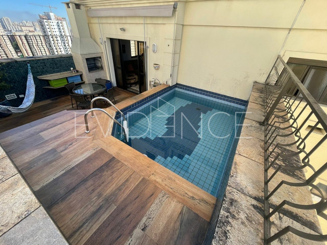 Cobertura com 158m², 3 dormitórios, 3 suítes, 3 vagas no bairro Tatuapé em São Paulo