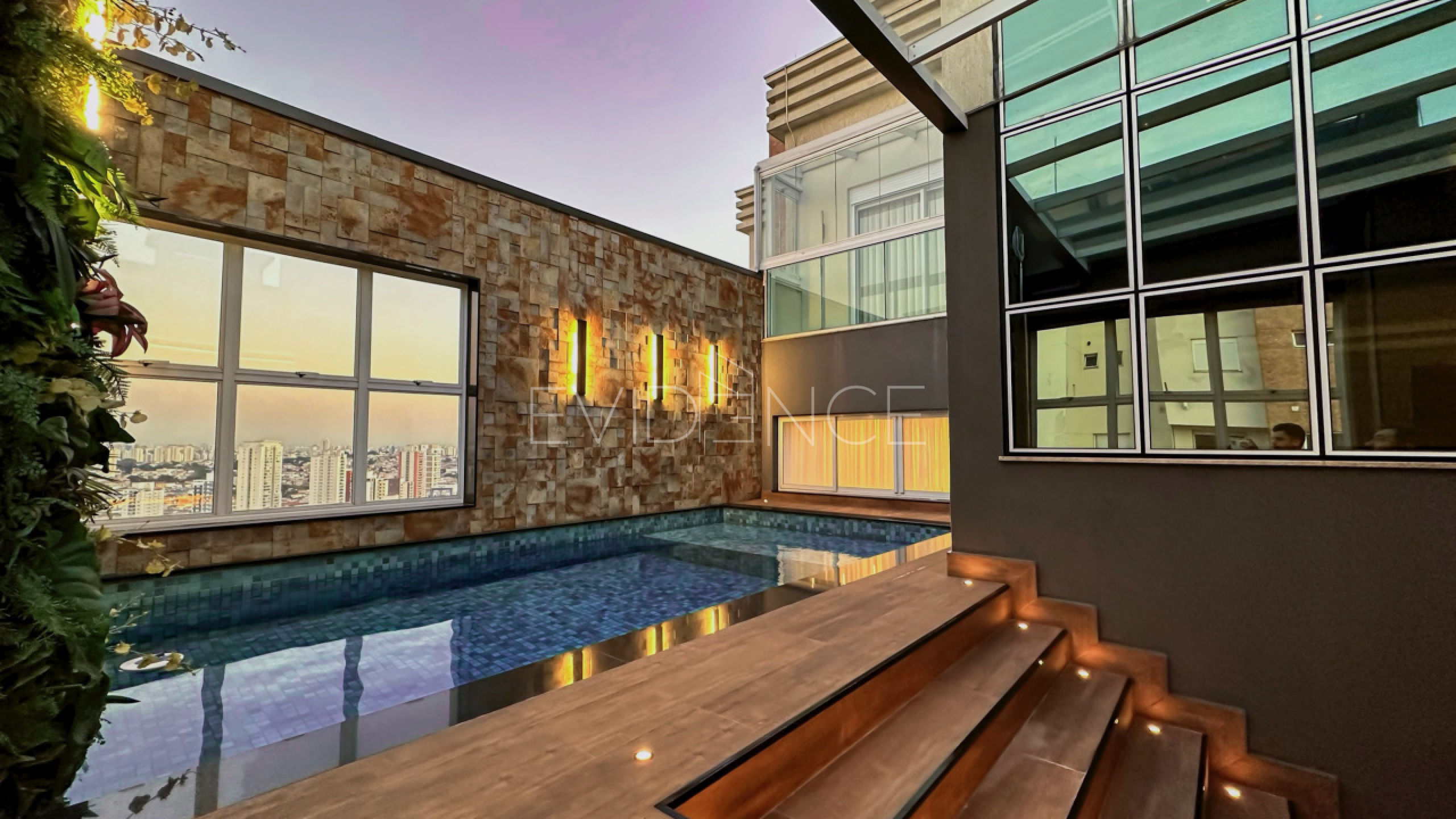 Cobertura com 274m², 3 dormitórios, 1 suíte, 6 vagas no bairro Tatuapé em São Paulo