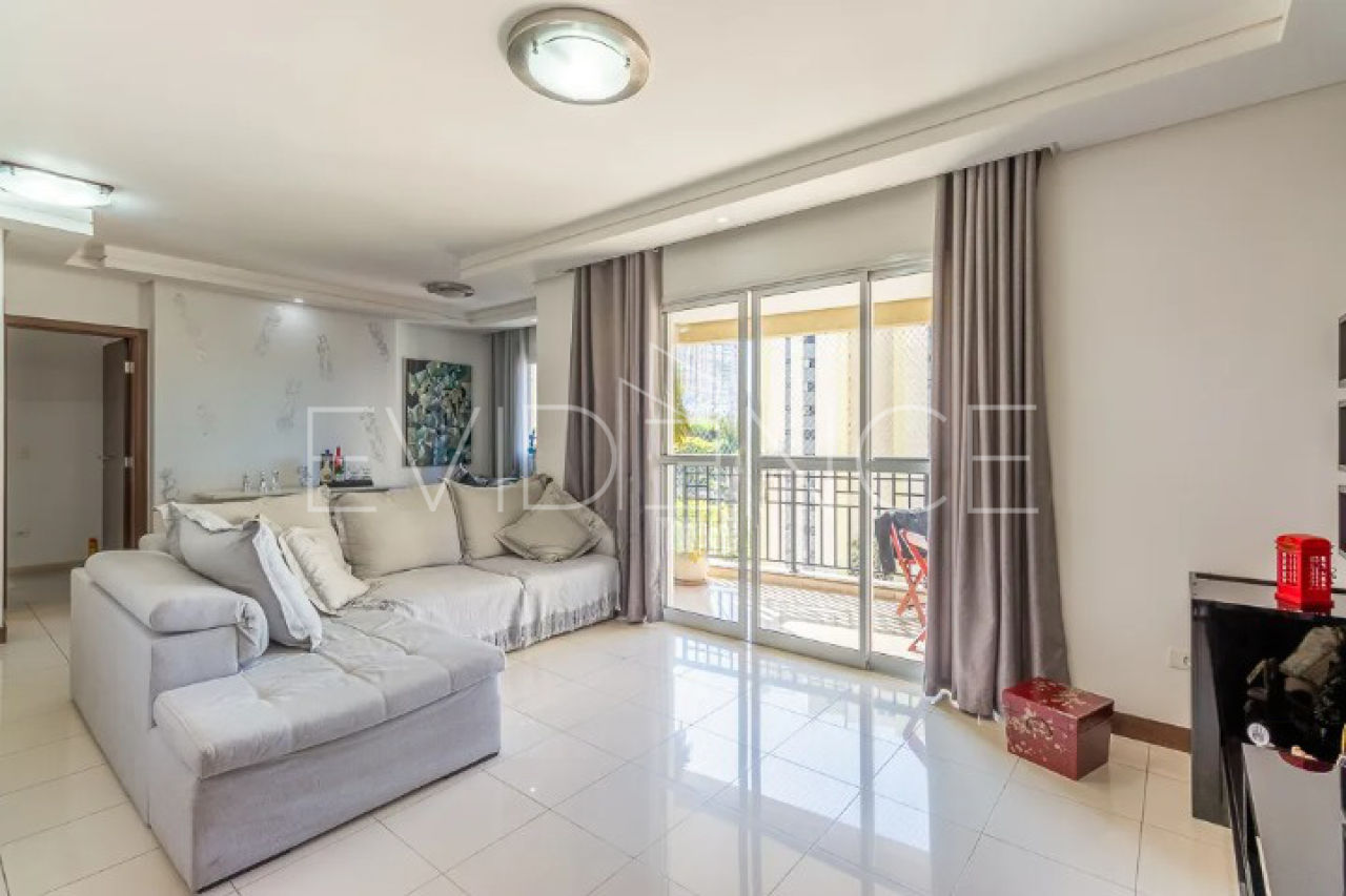 Apartamento com 141m², 3 dormitórios, 3 suítes, 3 vagas no bairro Tatuapé em São Paulo
