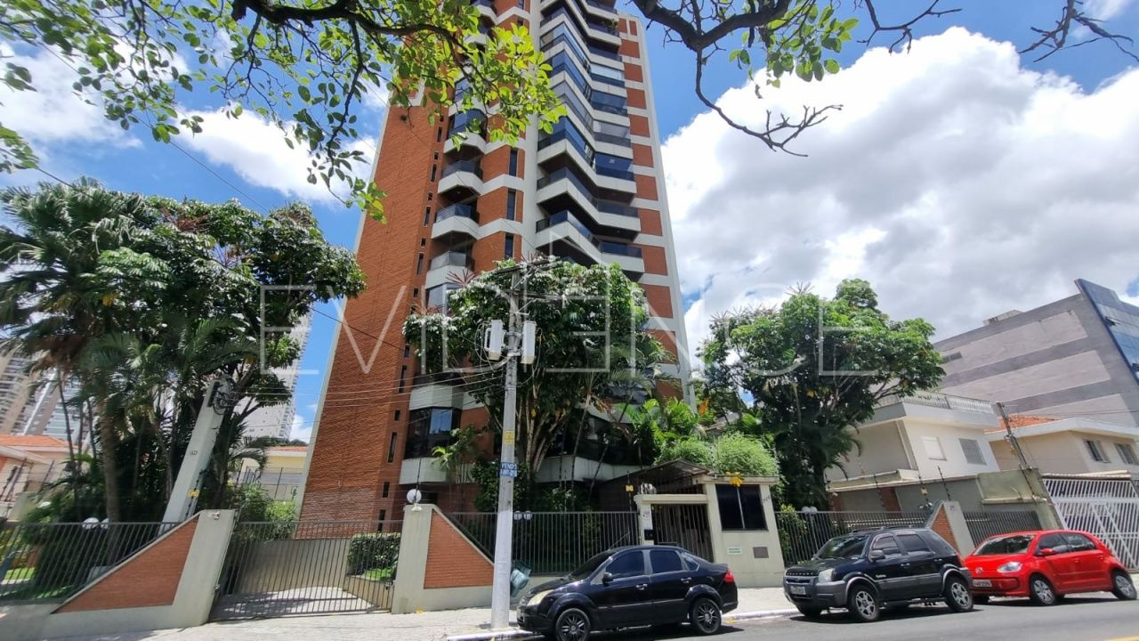 Apartamento com 210m², 4 dormitórios, 4 suítes, 4 vagas no bairro Santana em São Paulo