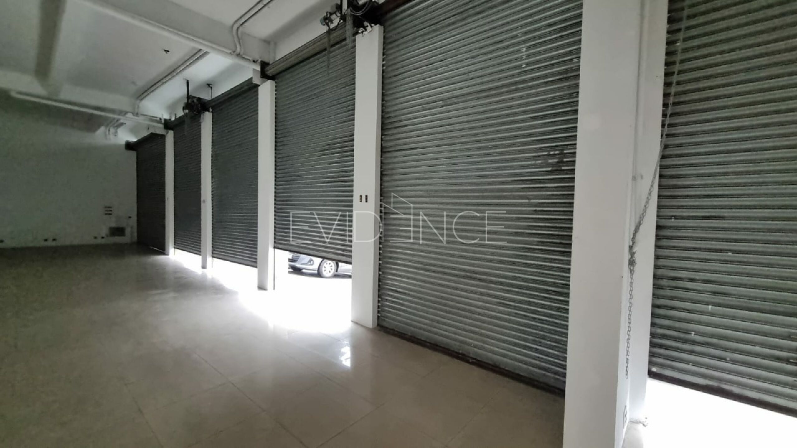 Comercial com 461m², 8 vagas no bairro Vila Carrão em São Paulo