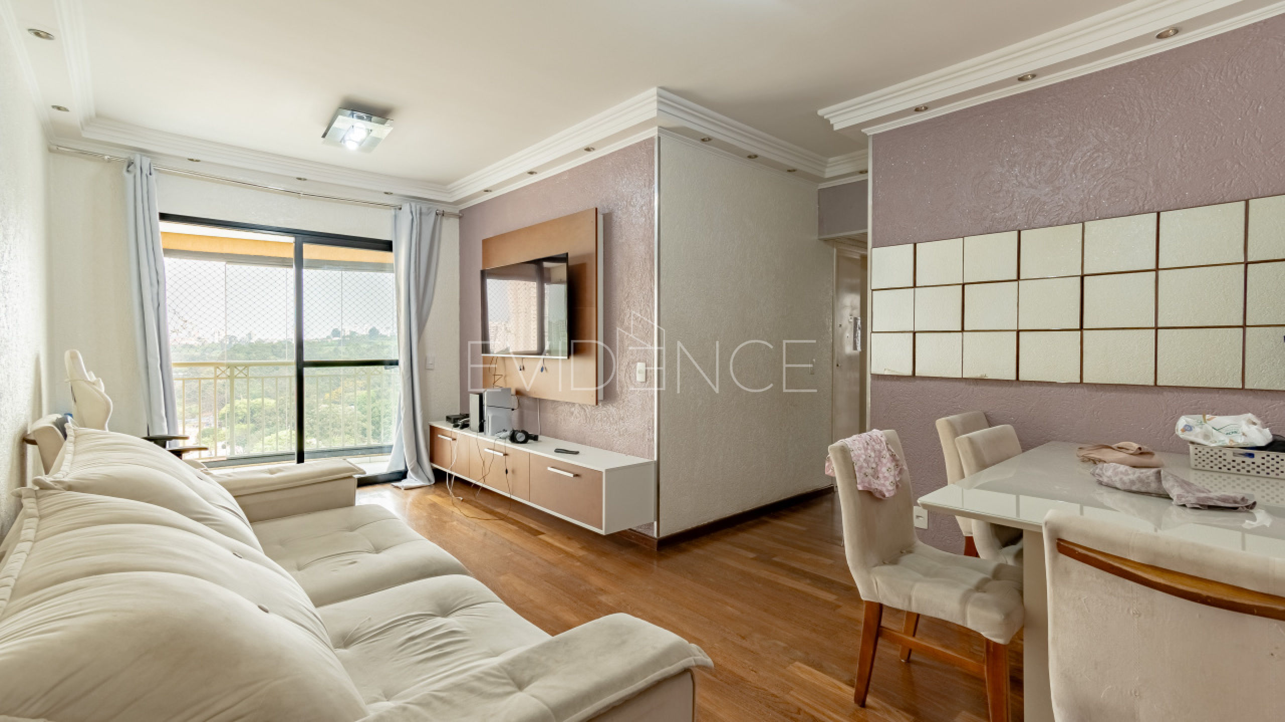 Apartamento com 92m², 3 dormitórios, 1 suíte, 2 vagas no bairro Vila Prudente em São Paulo