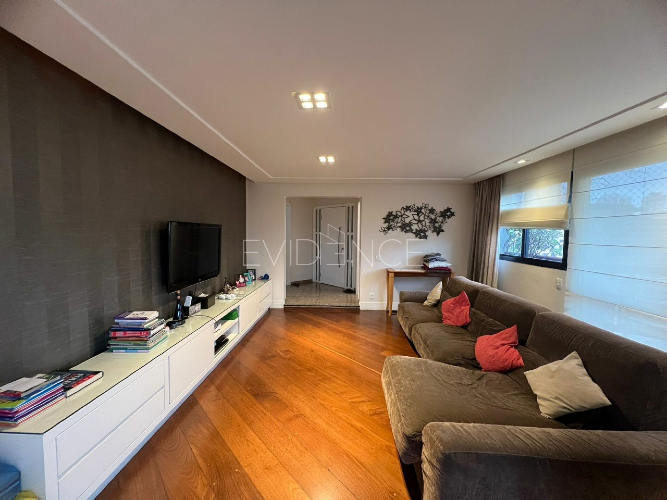 Apartamento com 160m², 3 dormitórios, 1 suíte, 3 vagas no bairro Tatuapé em São Paulo