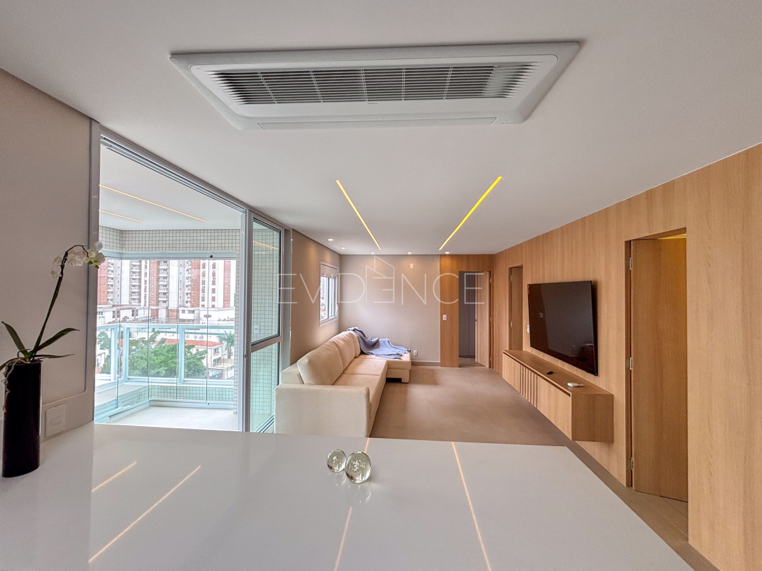 Apartamento com 80m², 2 dormitórios, 2 suítes, 2 vagas no bairro Cidade Mãe do Céu em São Paulo