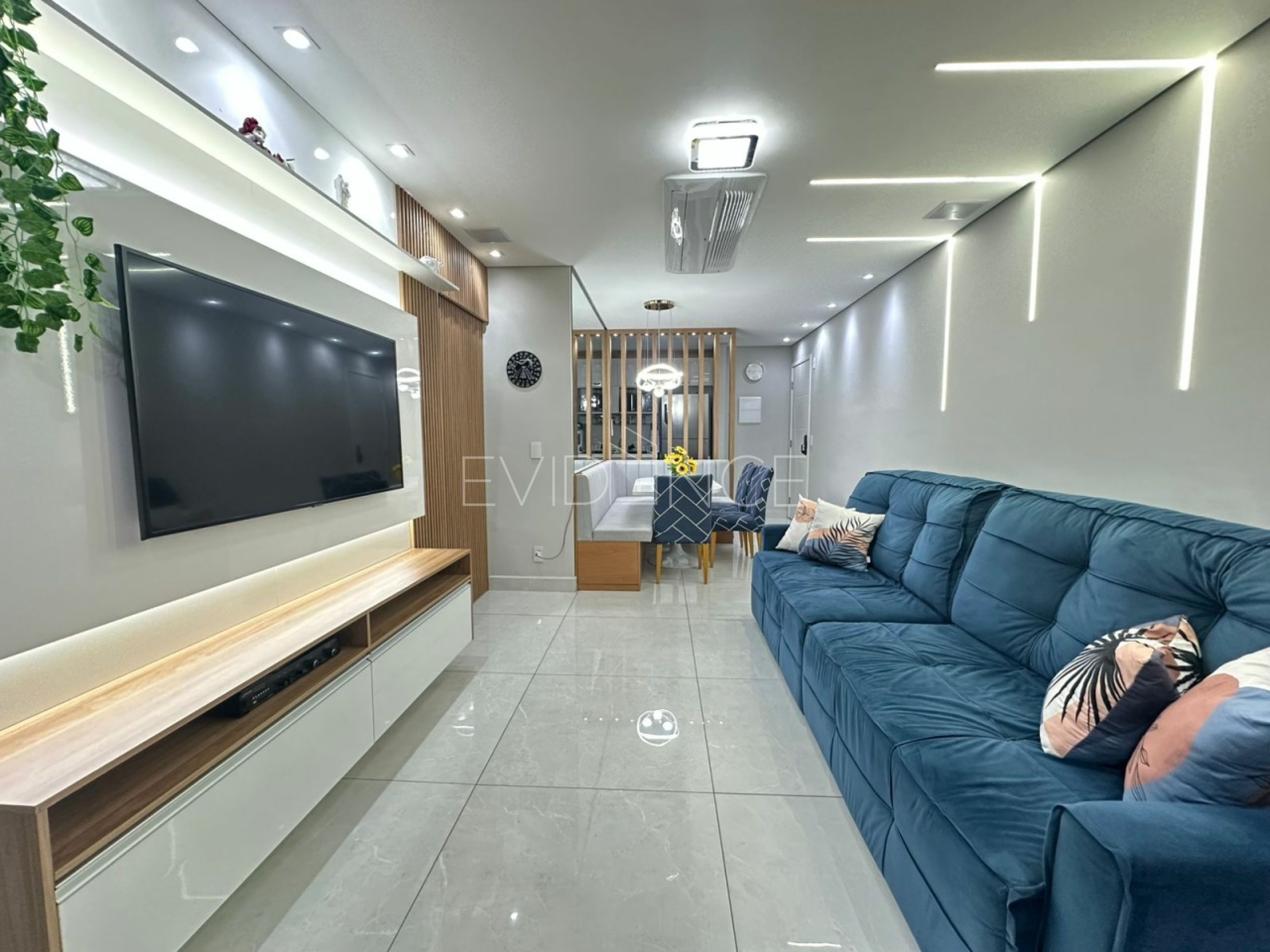 Apartamento com 72m², 2 dormitórios, 1 suíte, 1 vaga no bairro Vila Esperança em São Paulo