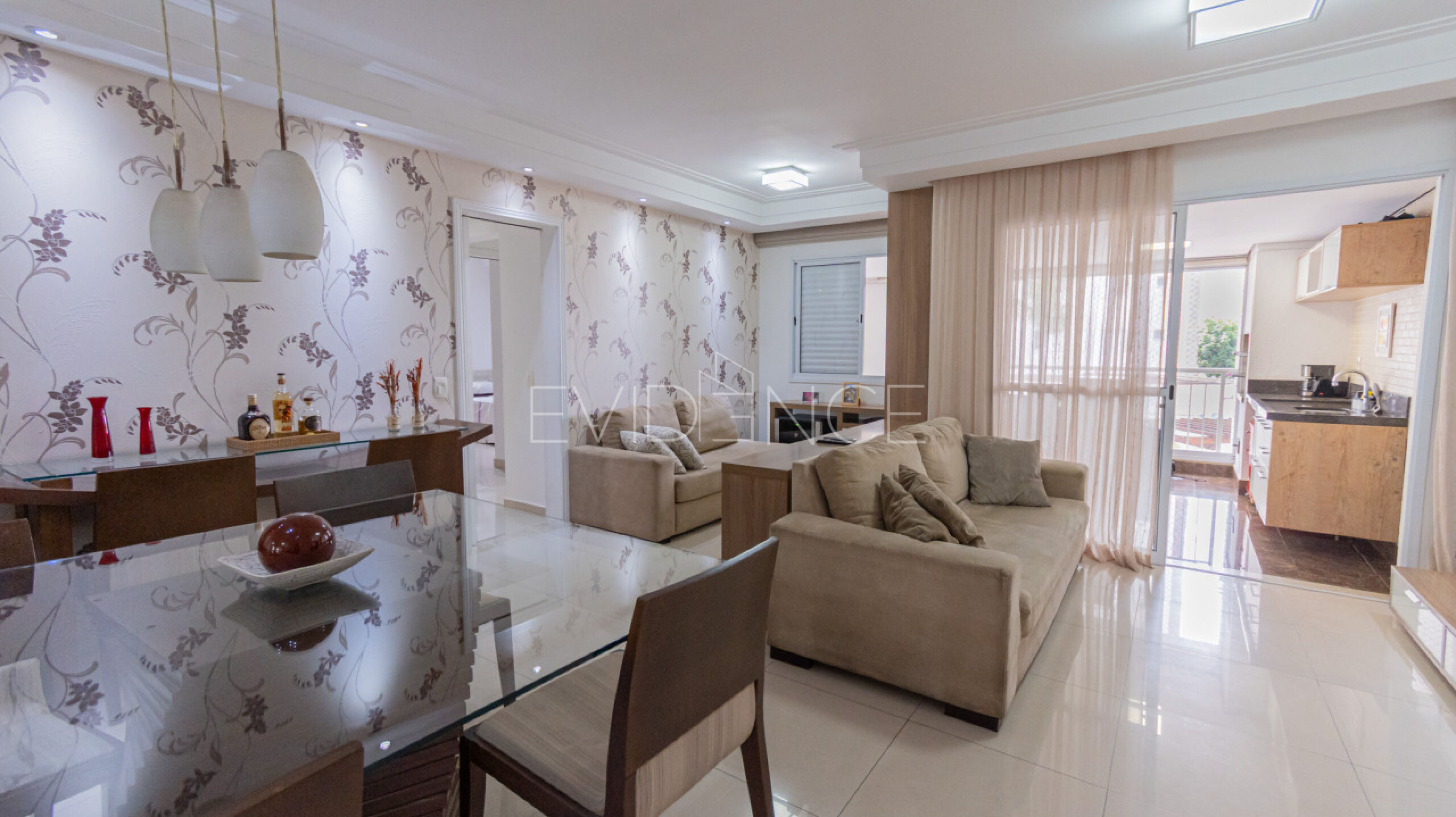 Apartamento com 106m², 3 dormitórios, 1 suíte, 2 vagas no bairro Tatuapé em São Paulo