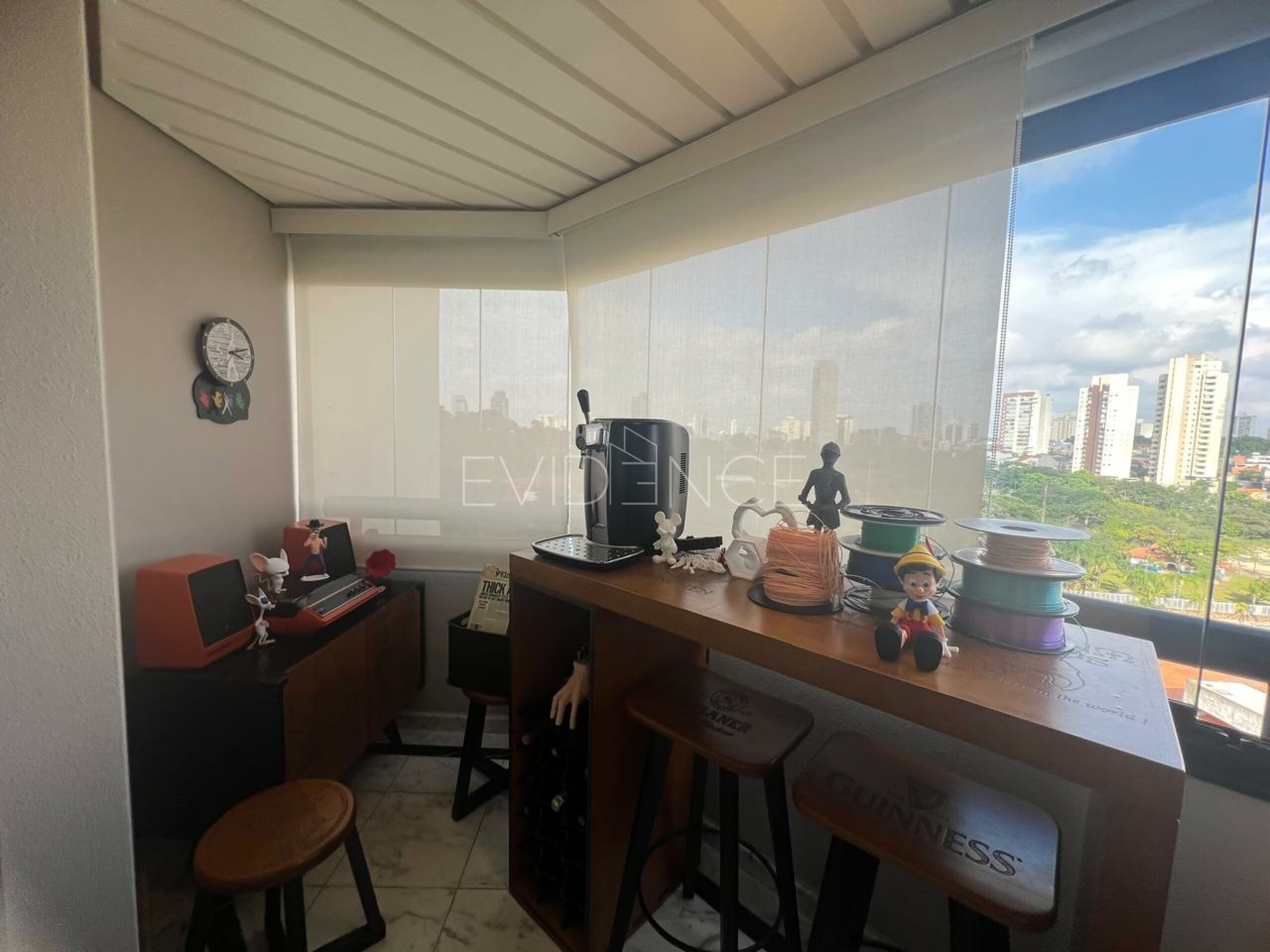 Apartamento com 98m², 3 dormitórios, 2 suítes, 2 vagas no bairro Jardim Anália Franco em São Paulo
