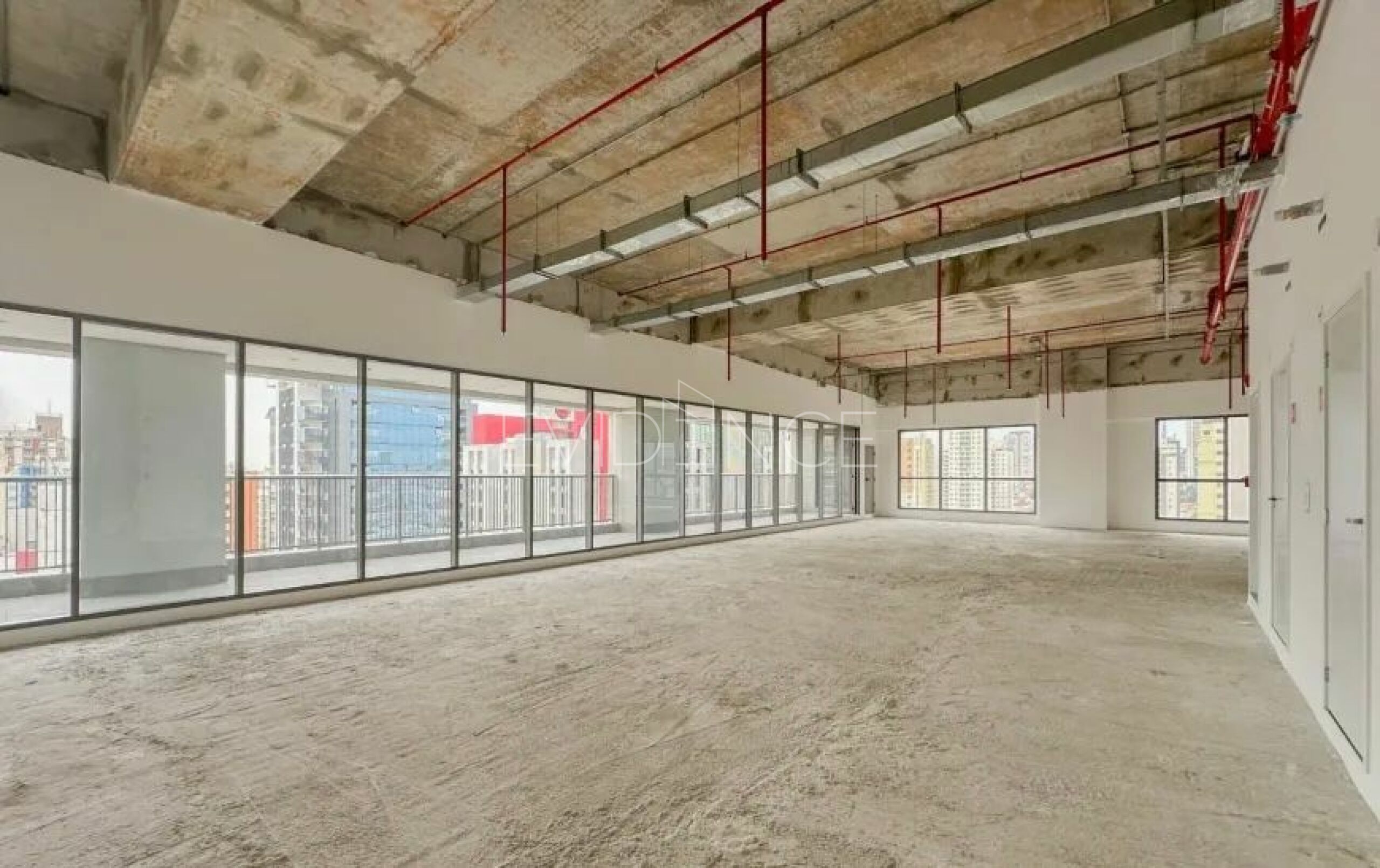 Conj. Comercial com 236m², 3 vagas no bairro Tatuapé em São Paulo