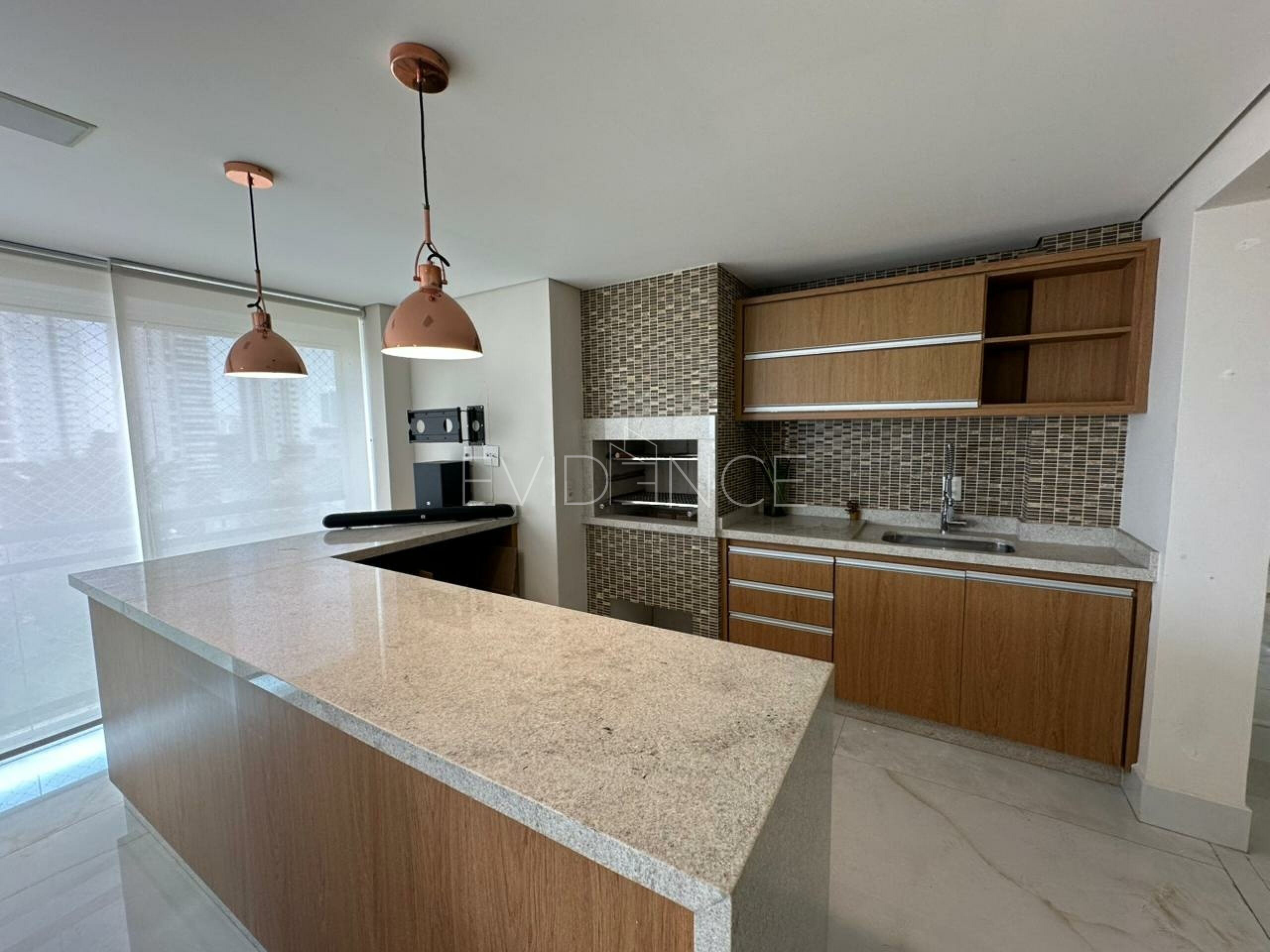 Apartamento com 202m², 3 dormitórios, 3 suítes, 4 vagas no bairro Jardim Anália Franco em São Paulo