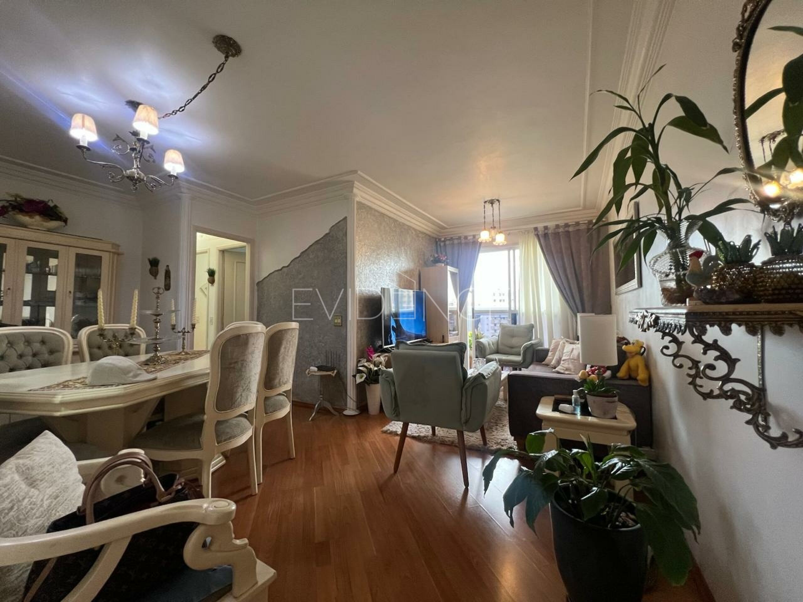 Apartamento com 82m², 3 dormitórios, 1 suíte, 1 vaga no bairro Tatuapé em São Paulo