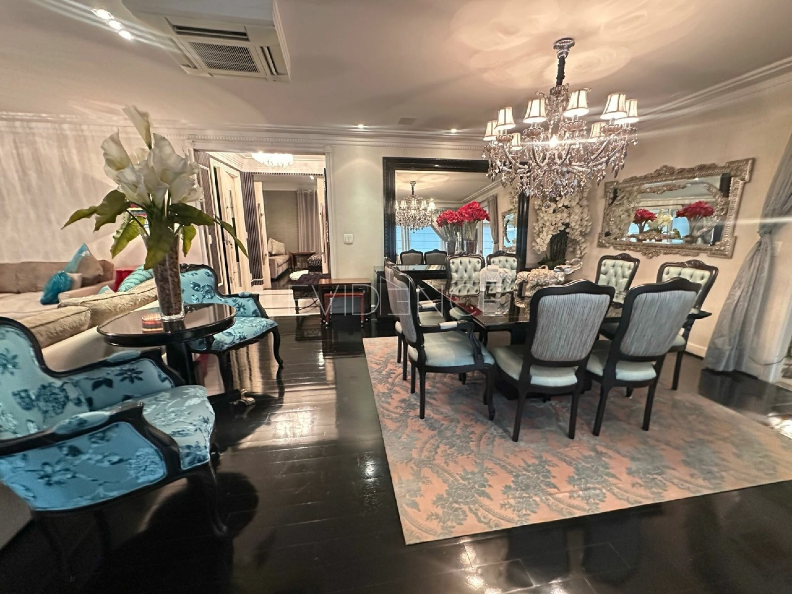 Apartamento com 234m², 4 dormitórios, 4 suítes, 4 vagas no bairro Tatuapé em São Paulo