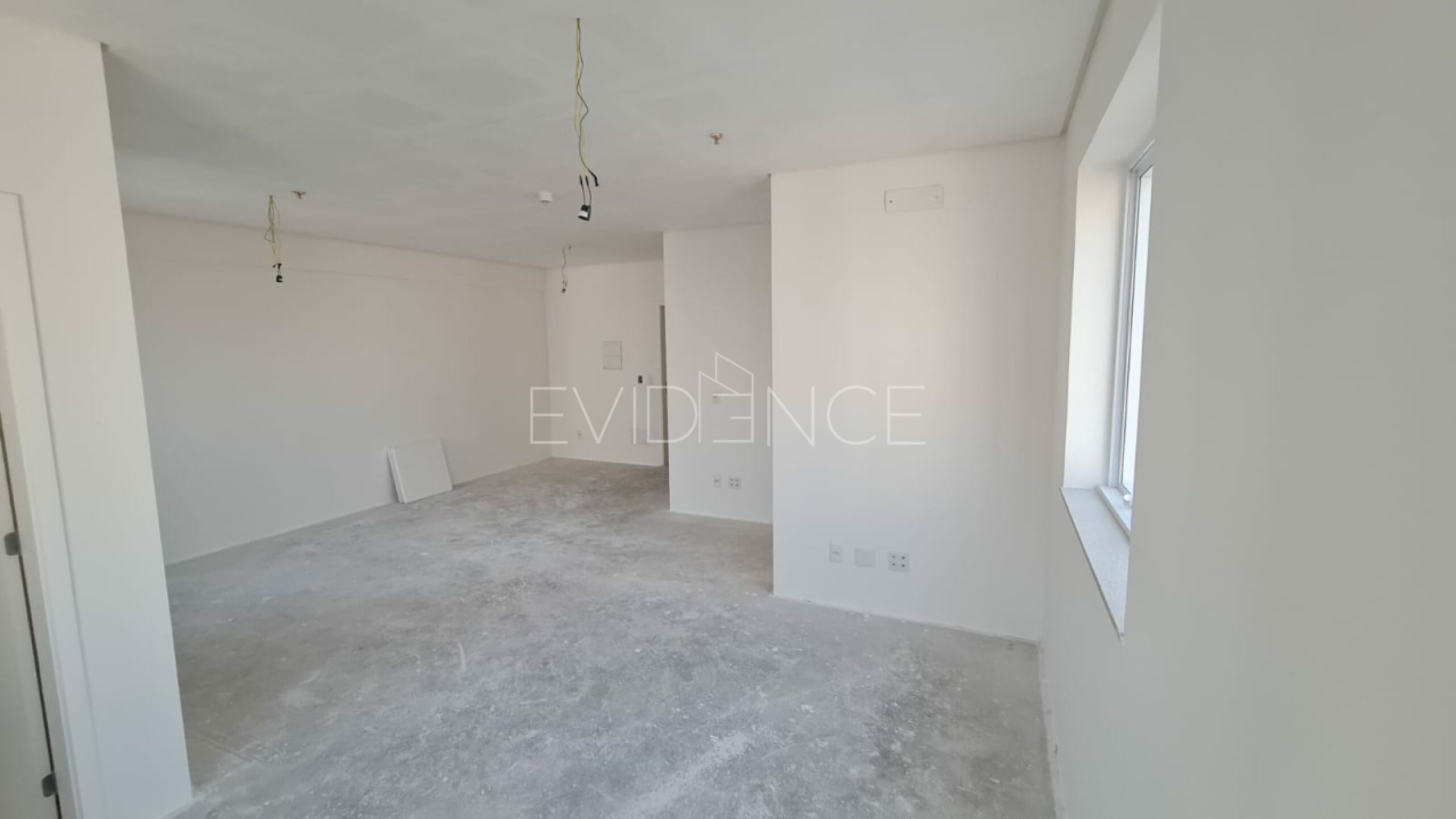 Sala com 42m², 1 vaga no bairro Vila Carrão em São Paulo