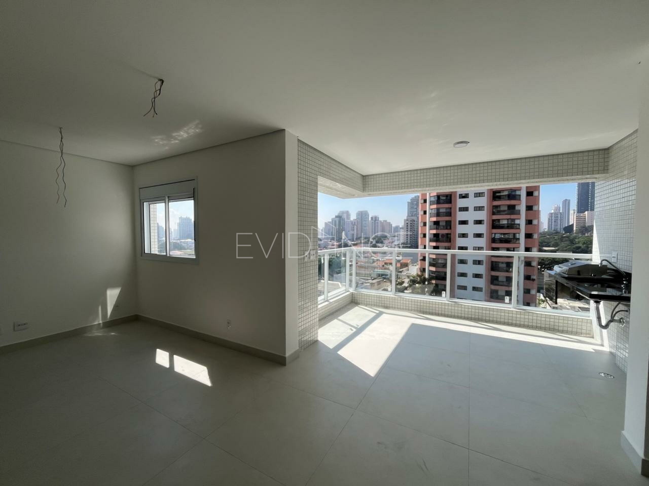 Apartamento com 80m², 2 dormitórios, 2 suítes, 2 vagas no bairro Tatuapé em São Paulo