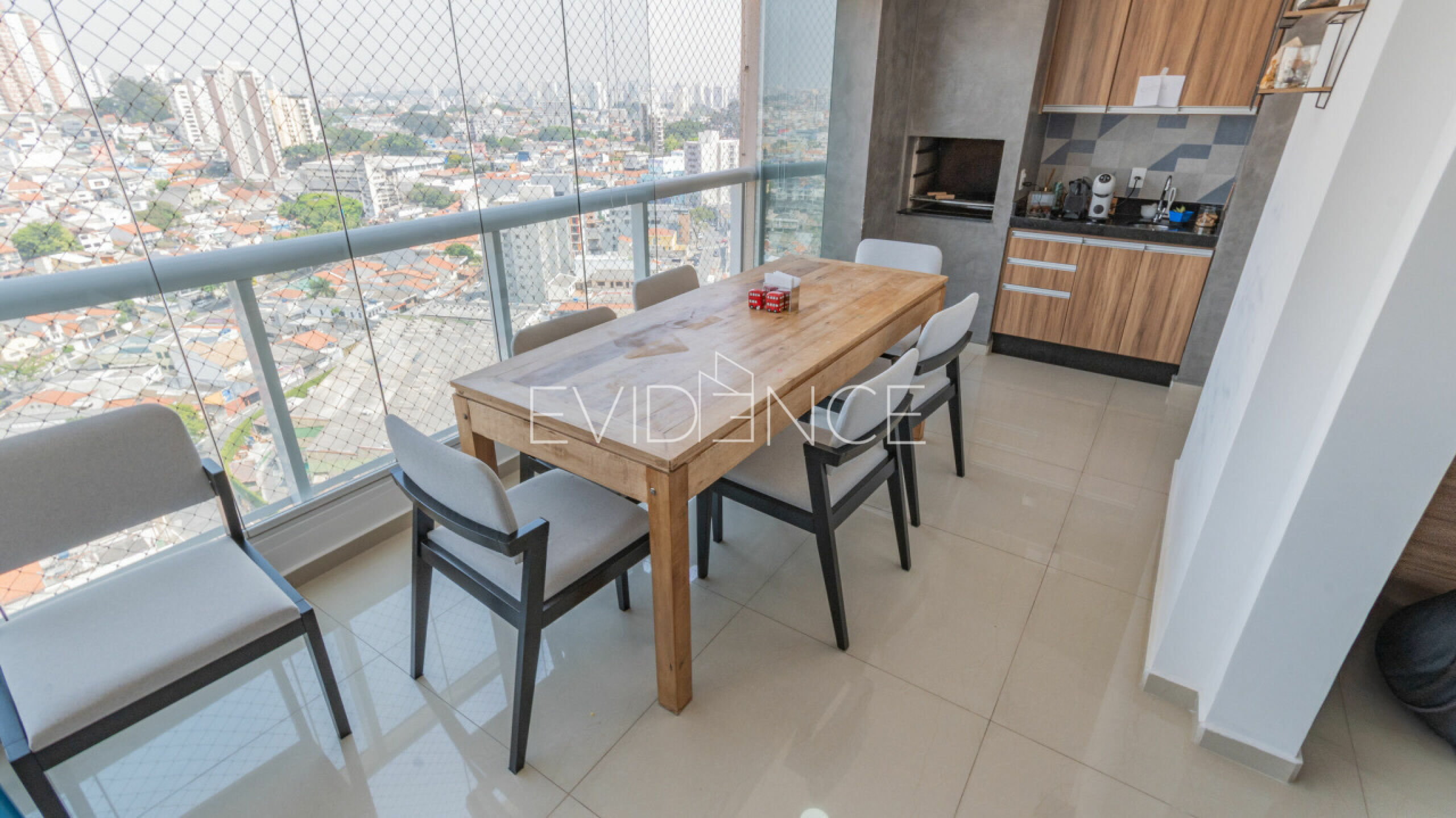Apartamento com 105m², 3 dormitórios, 3 suítes, 3 vagas no bairro Vila Carrão em São Paulo