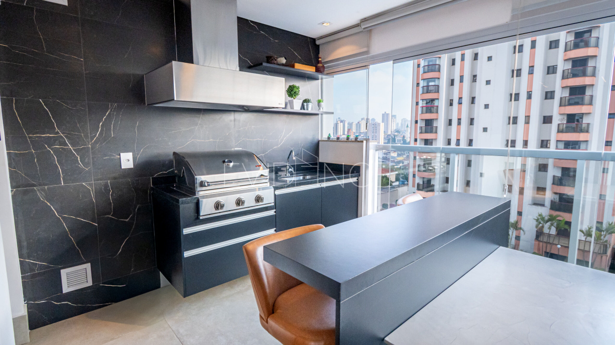Apartamento com 105m², 2 dormitórios, 2 suítes, 3 vagas no bairro Tatuapé em São Paulo