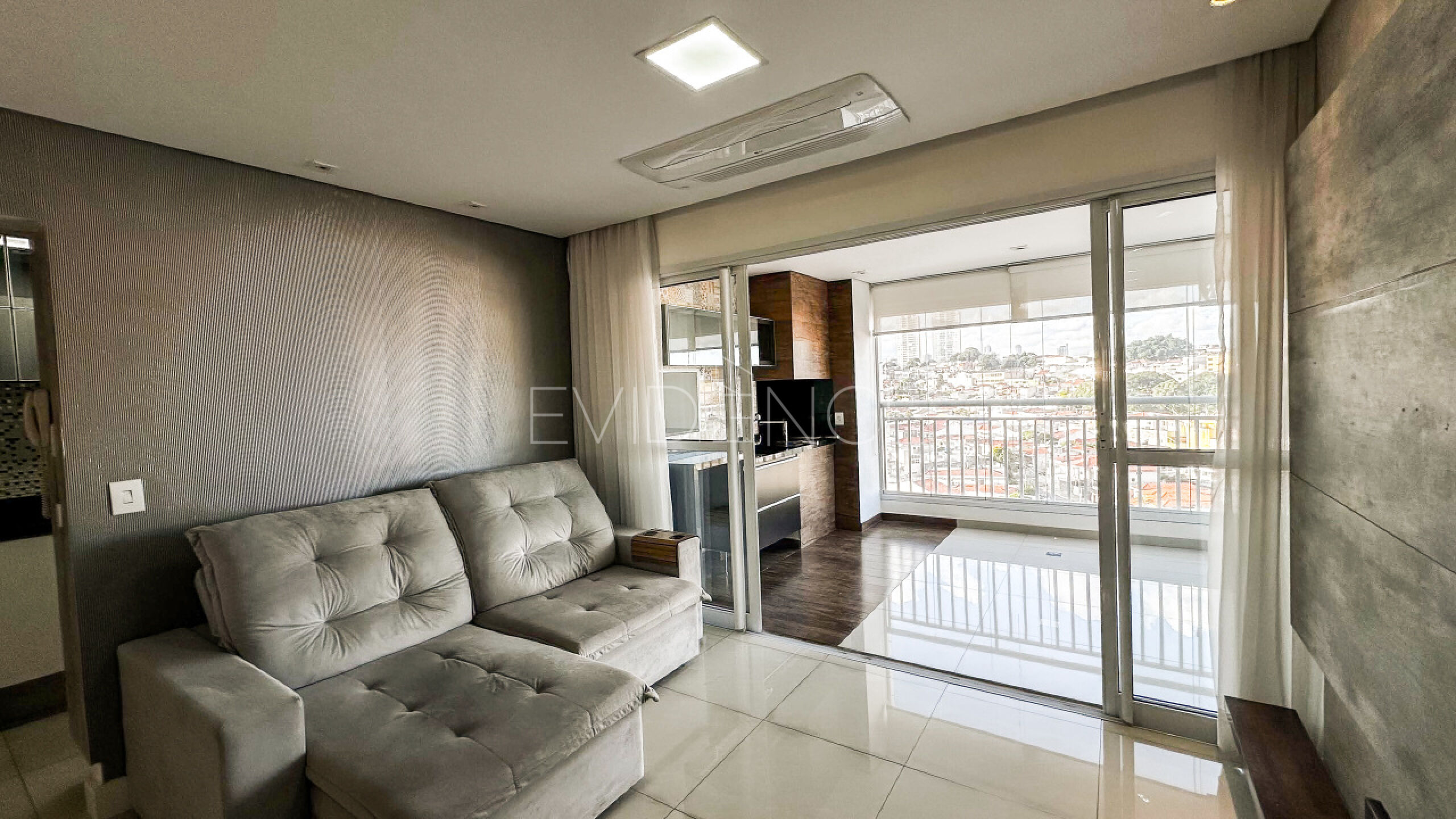 Apartamento com 106m², 2 dormitórios, 1 suíte, 2 vagas no bairro Vila Prudente em São Paulo