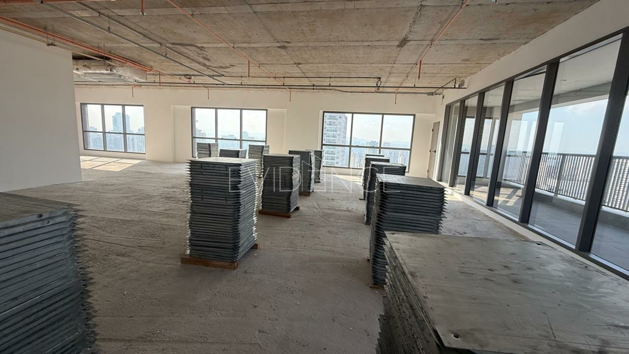 Sala com 240m² no bairro Tatuapé em São Paulo