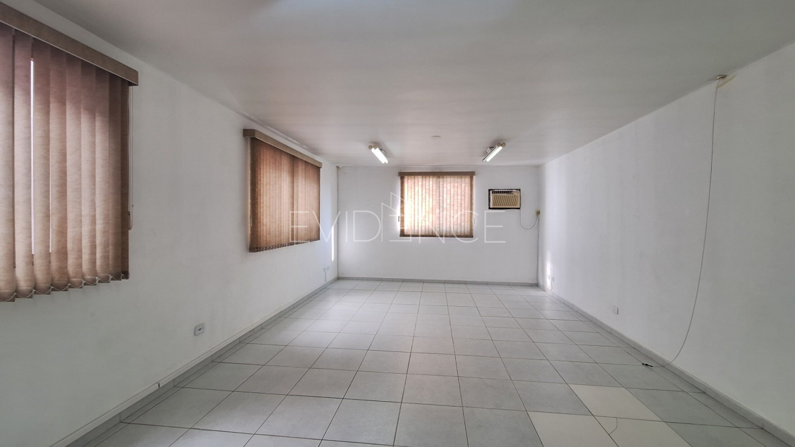 Sala com 30m² no bairro Tatuapé em São Paulo