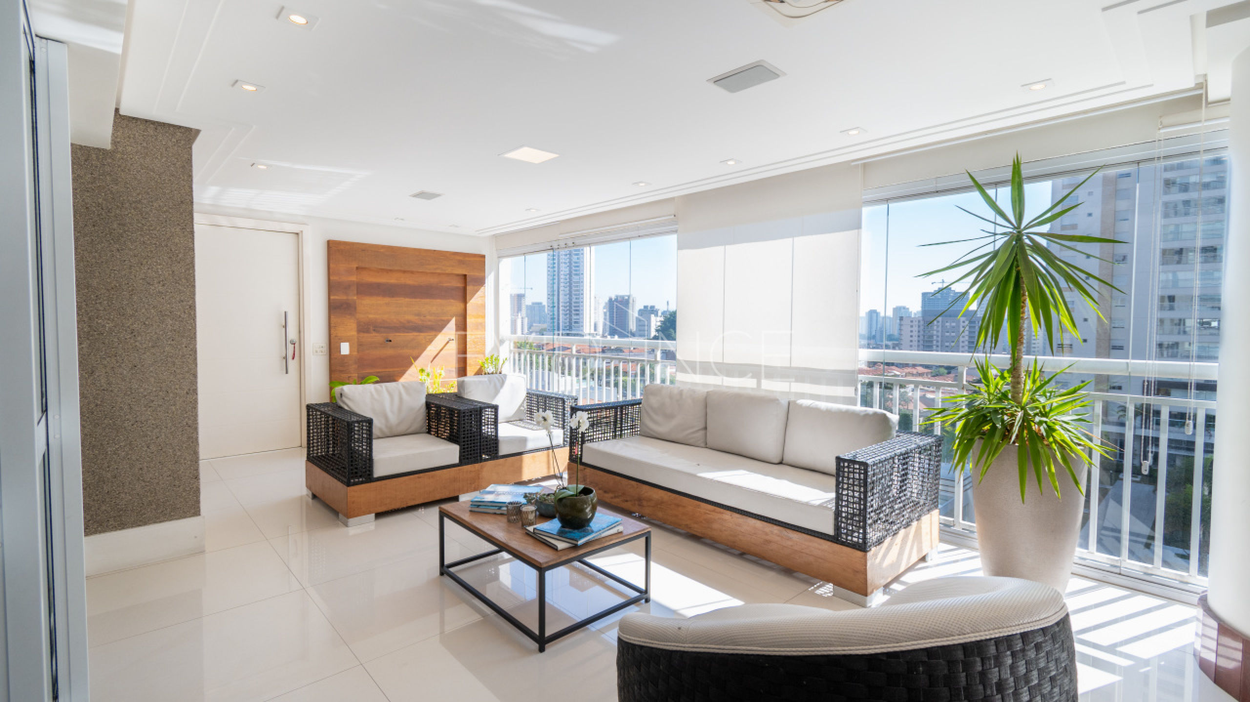 Apartamento com 242m², 4 dormitórios, 4 suítes, 4 vagas no bairro Tatuapé em São Paulo