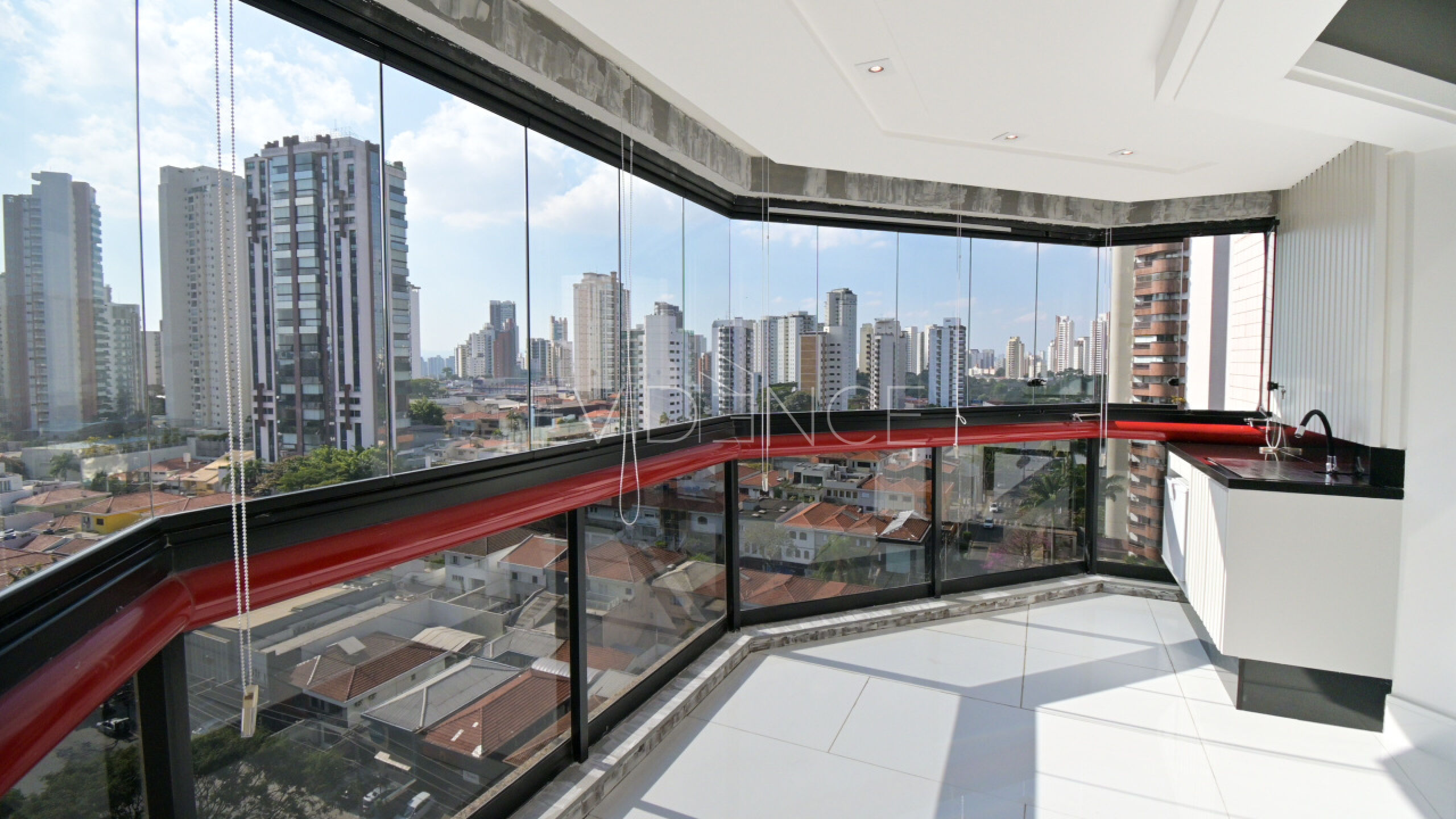 Apartamento com 132m², 2 dormitórios, 2 suítes, 3 vagas no bairro Jardim Anália Franco em São Paulo