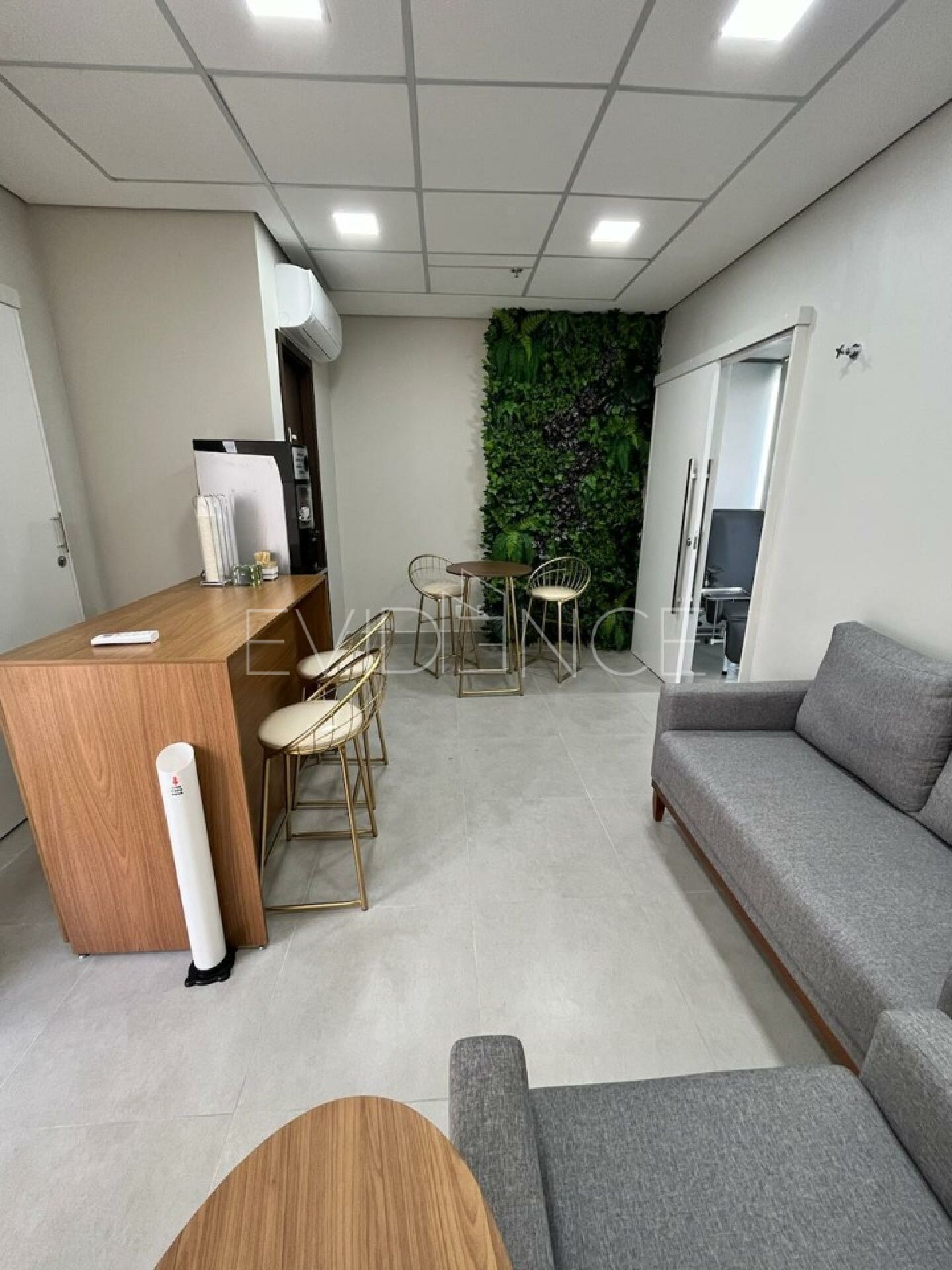 Conj. Comercial com 130m² no bairro Tatuapé em São Paulo