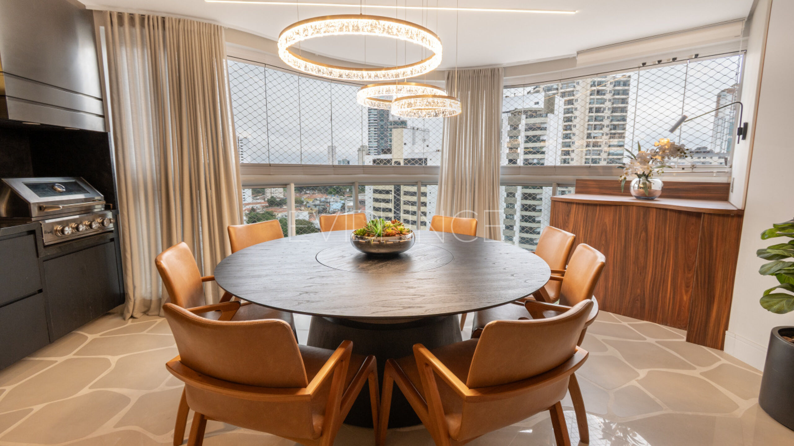 Apartamento com 131m², 2 dormitórios, 2 suítes, 3 vagas no bairro Jardim Anália Franco em São Paulo