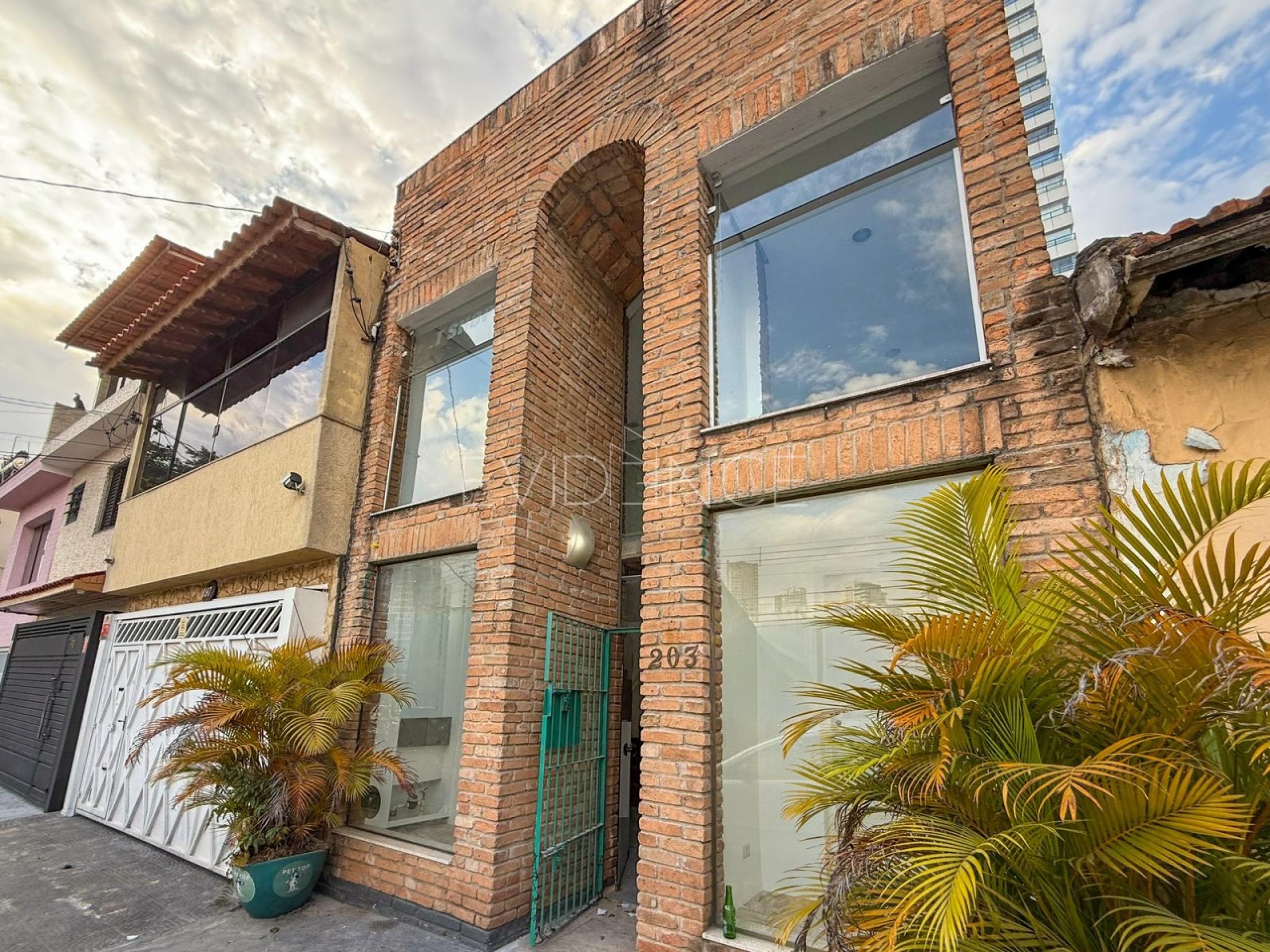 Prédio com 120m², 3 dormitórios no bairro Tatuapé em São Paulo