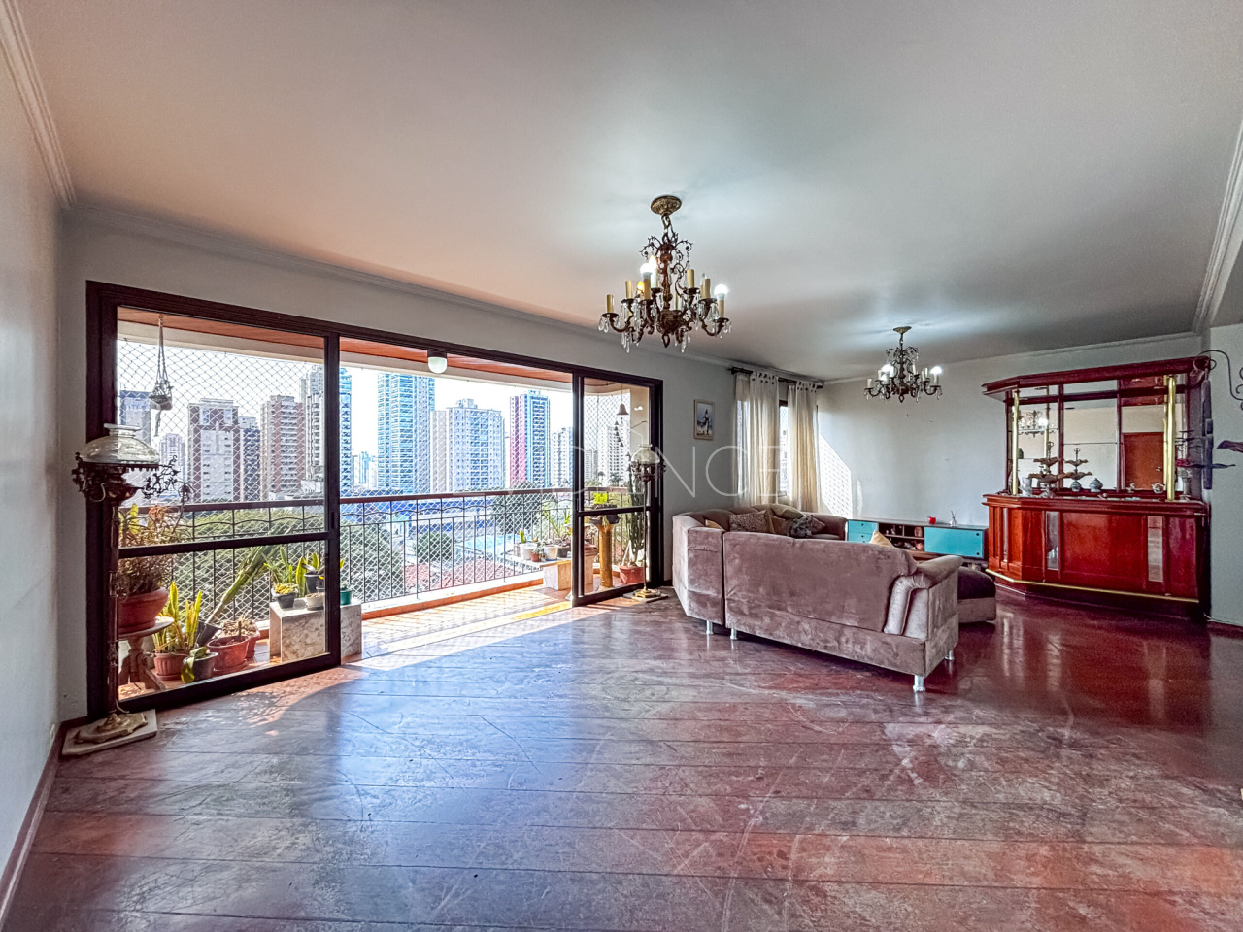 Apartamento com 176m², 2 dormitórios, 2 suítes, 3 vagas no bairro Tatuapé em São Paulo