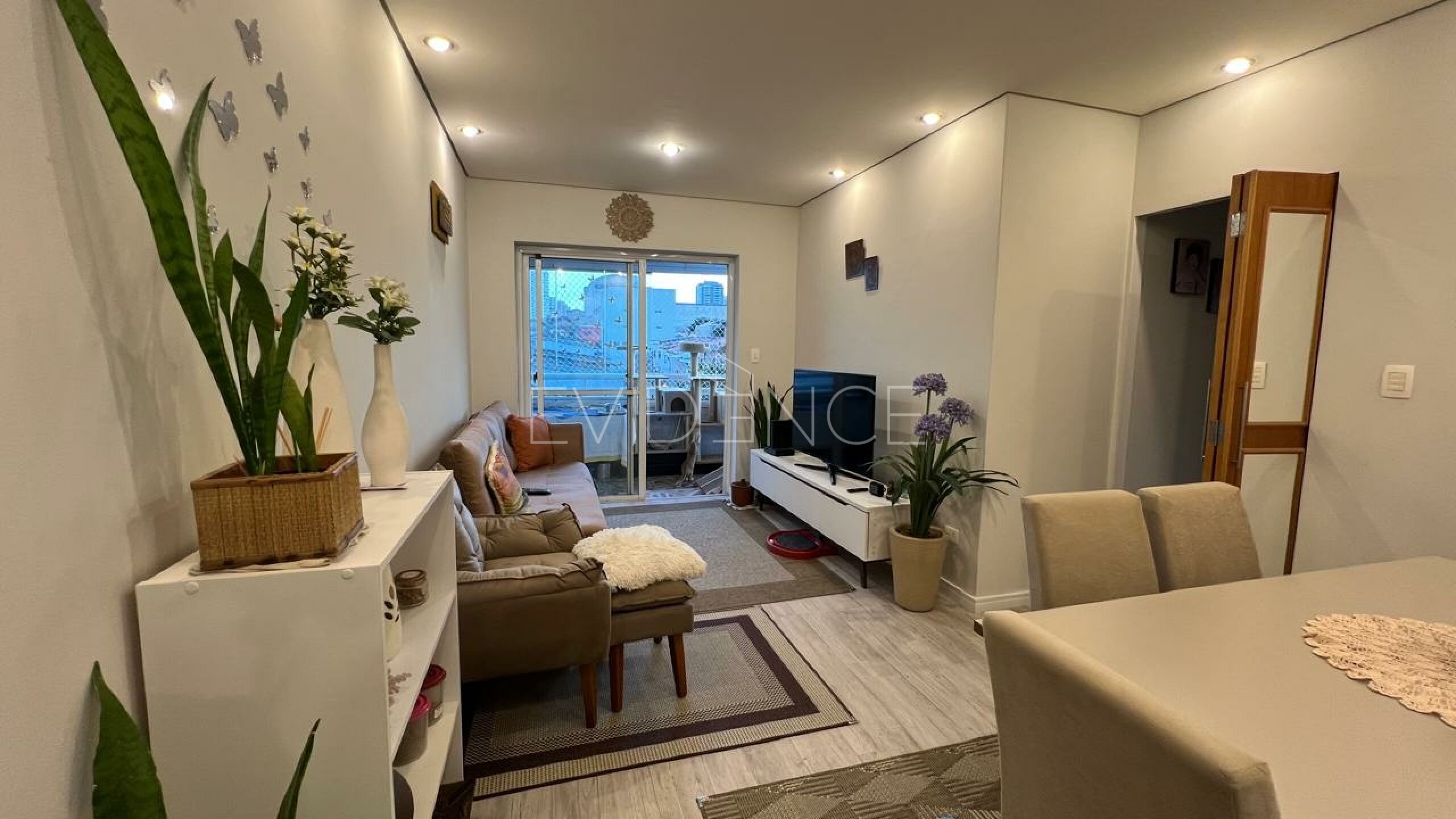 Apartamento com 79m², 3 dormitórios, 1 suíte, 2 vagas no bairro Alto da Mooca em São Paulo