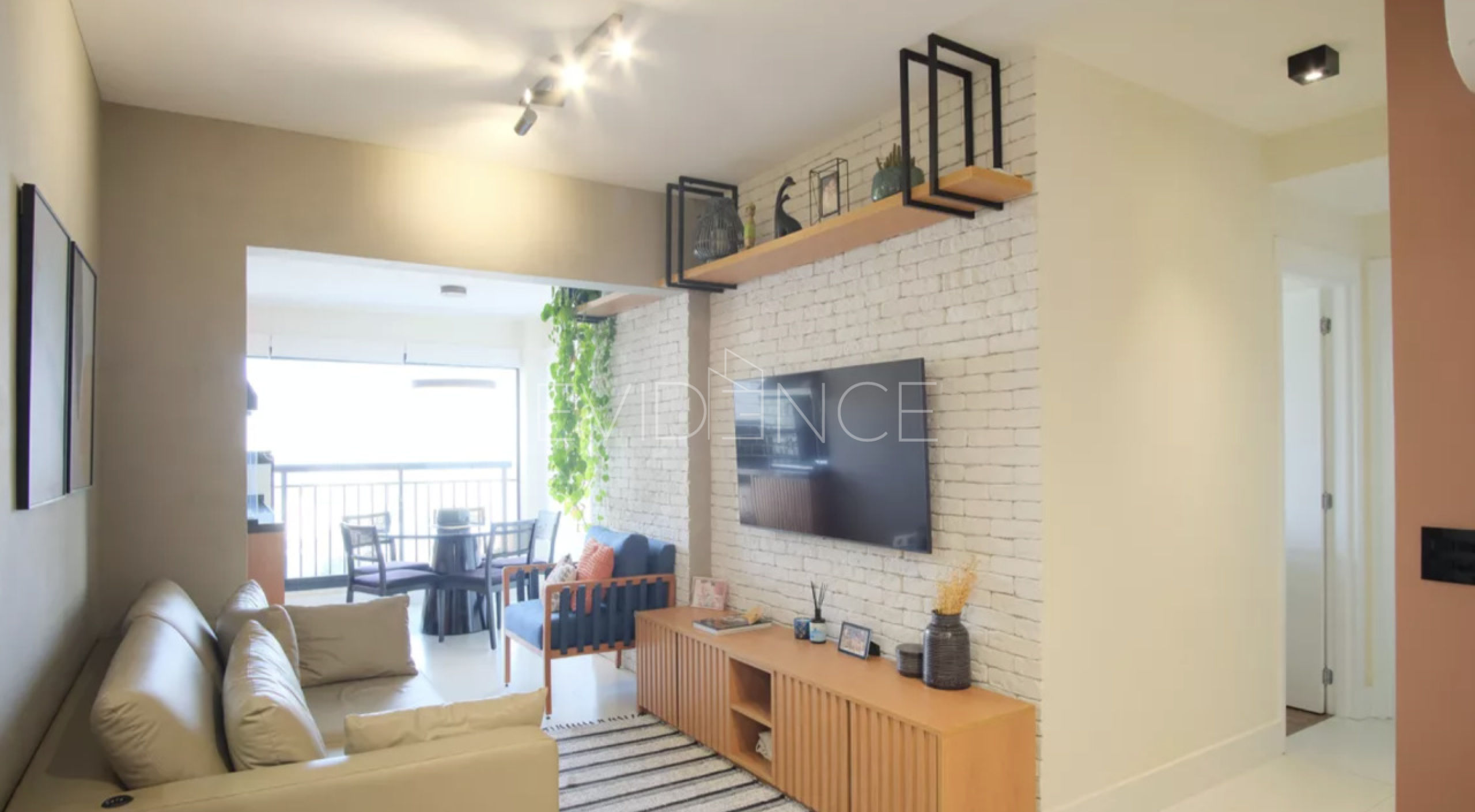 Apartamento com 66m², 2 dormitórios, 1 suíte, 1 vaga no bairro Parque São Jorge em São Paulo