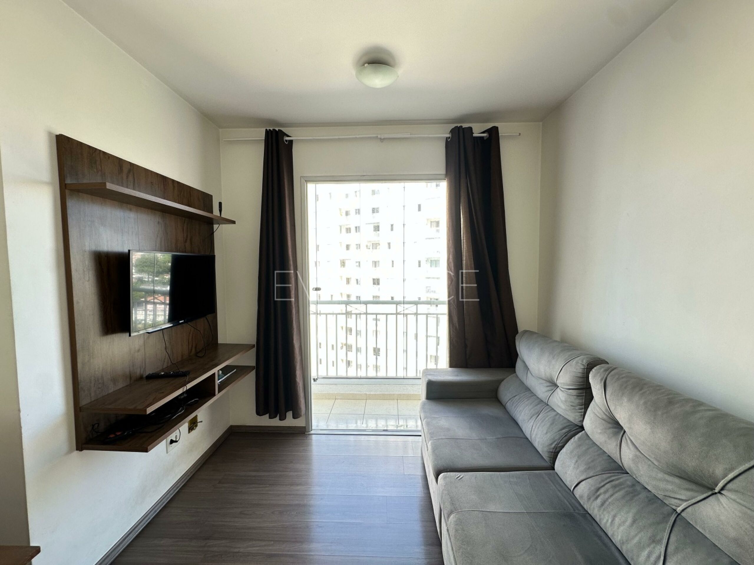 Apartamento com 52m², 2 dormitórios, 1 vaga no bairro Parque São Jorge em São Paulo