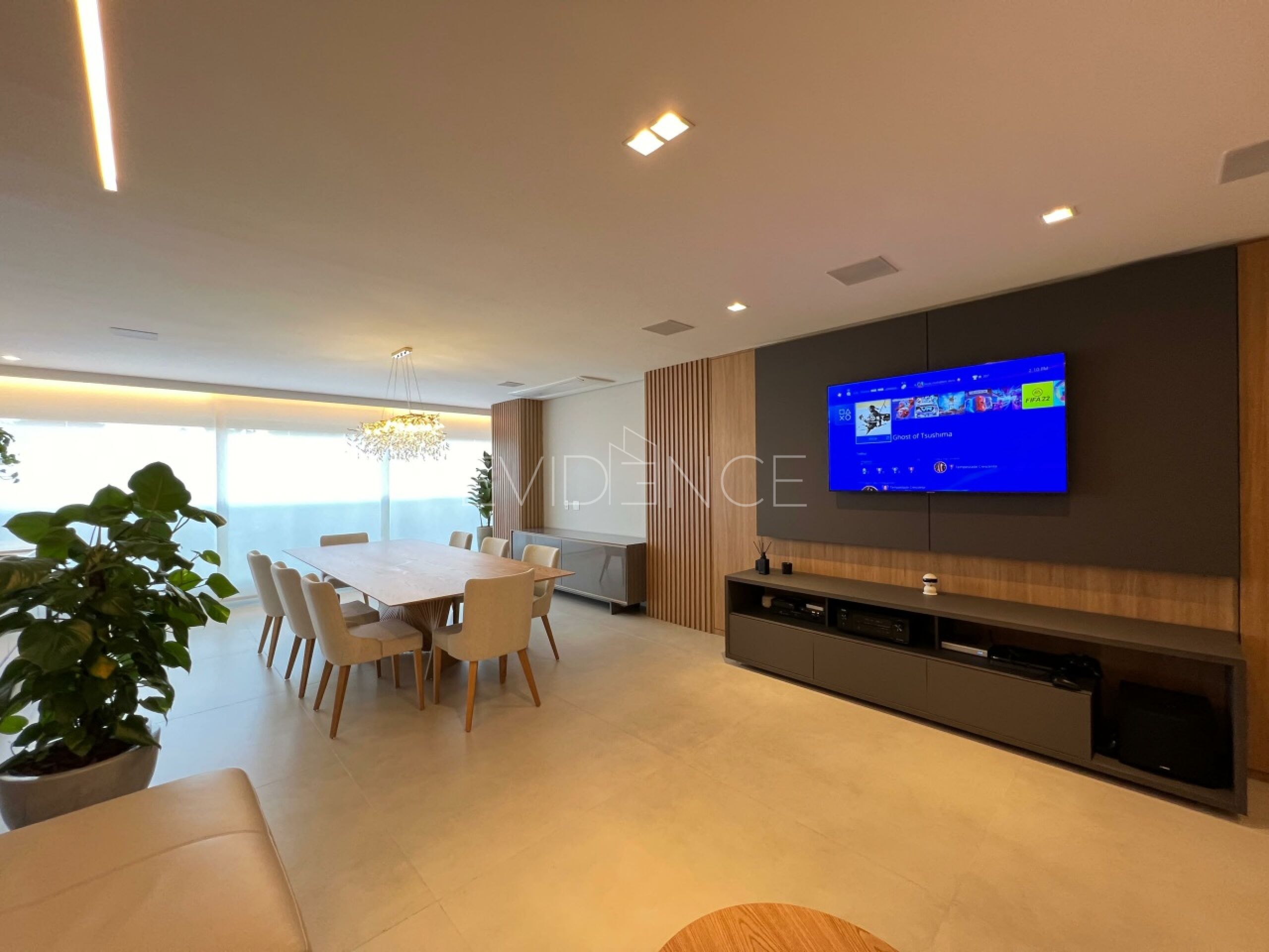 Apartamento com 164m², 3 dormitórios, 3 suítes, 2 vagas no bairro Pinheiros em São Paulo