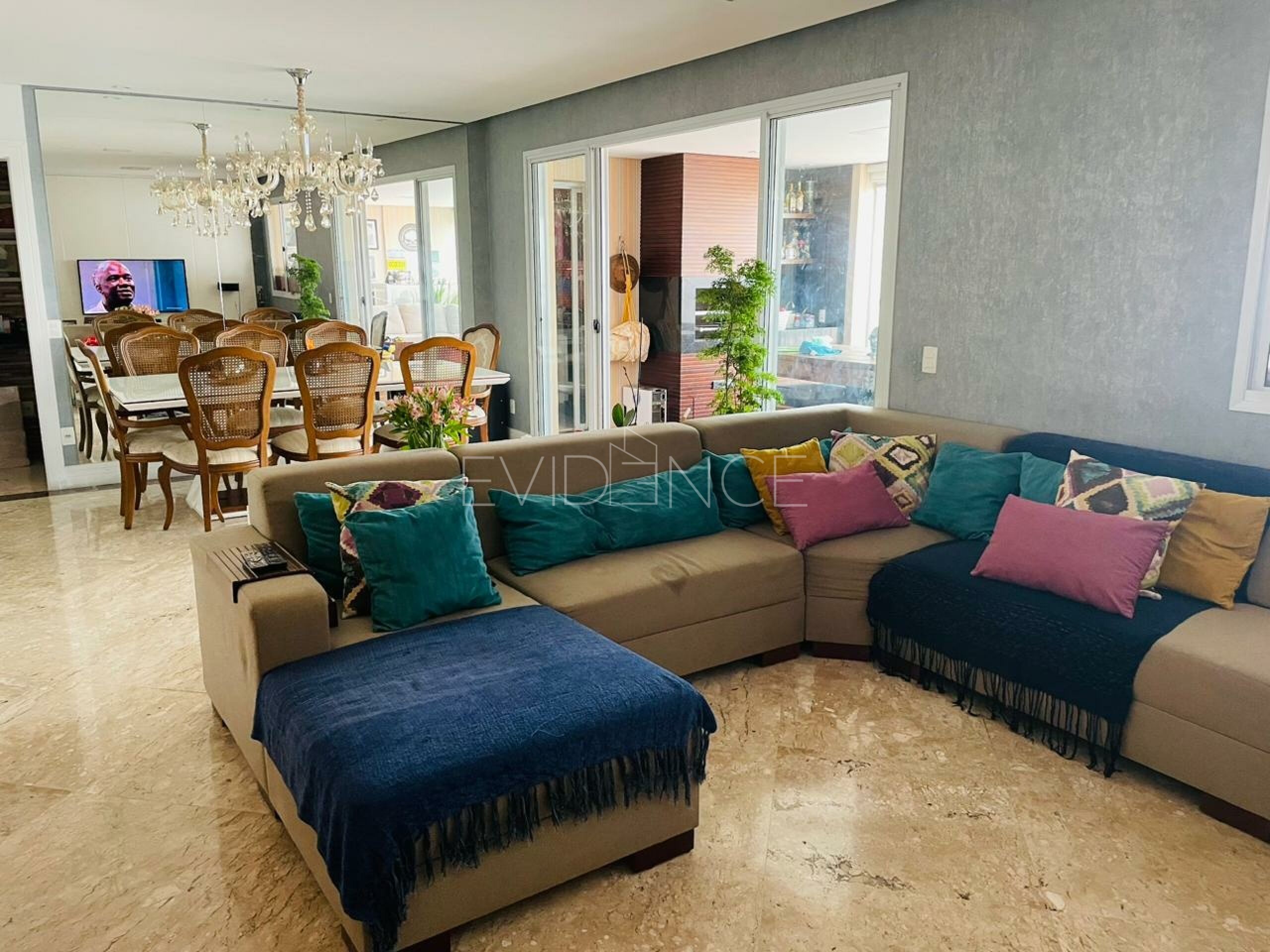 Apartamento com 148m², 3 dormitórios, 3 suítes, 2 vagas no bairro Mooca Baixa em São Paulo