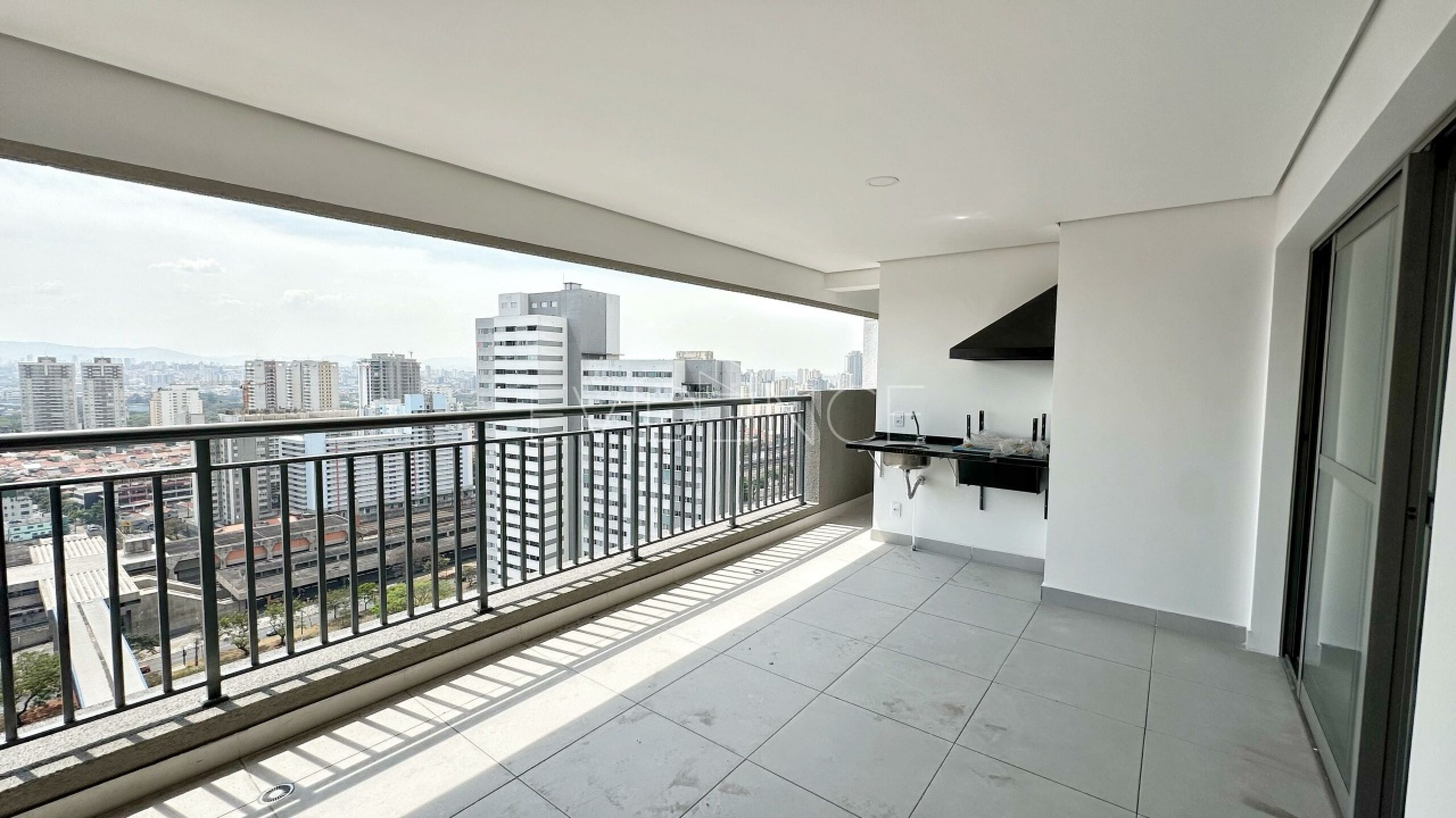 Apartamento com 125m², 3 dormitórios, 3 suítes, 2 vagas no bairro Mooca em São Paulo