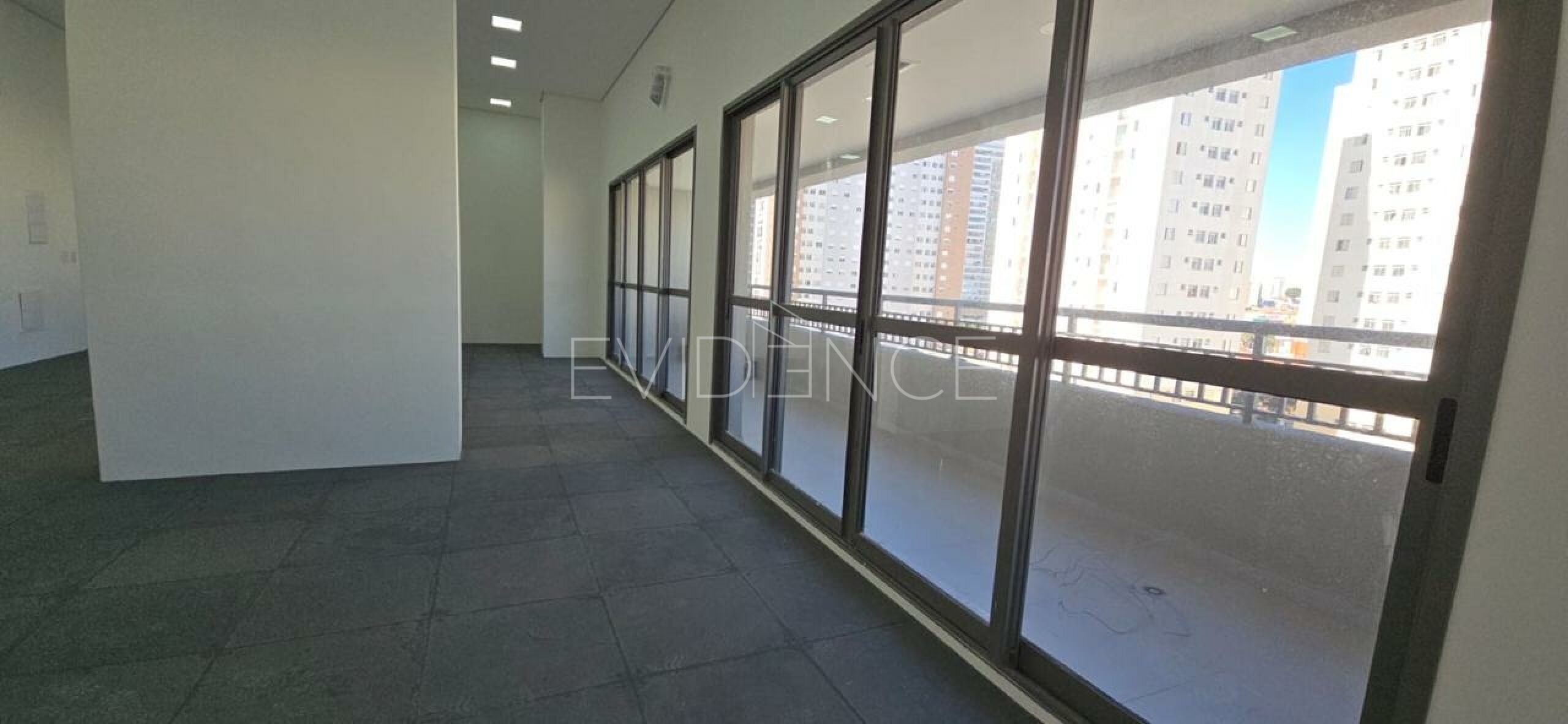Sala com 130m² no bairro Belém em São Paulo