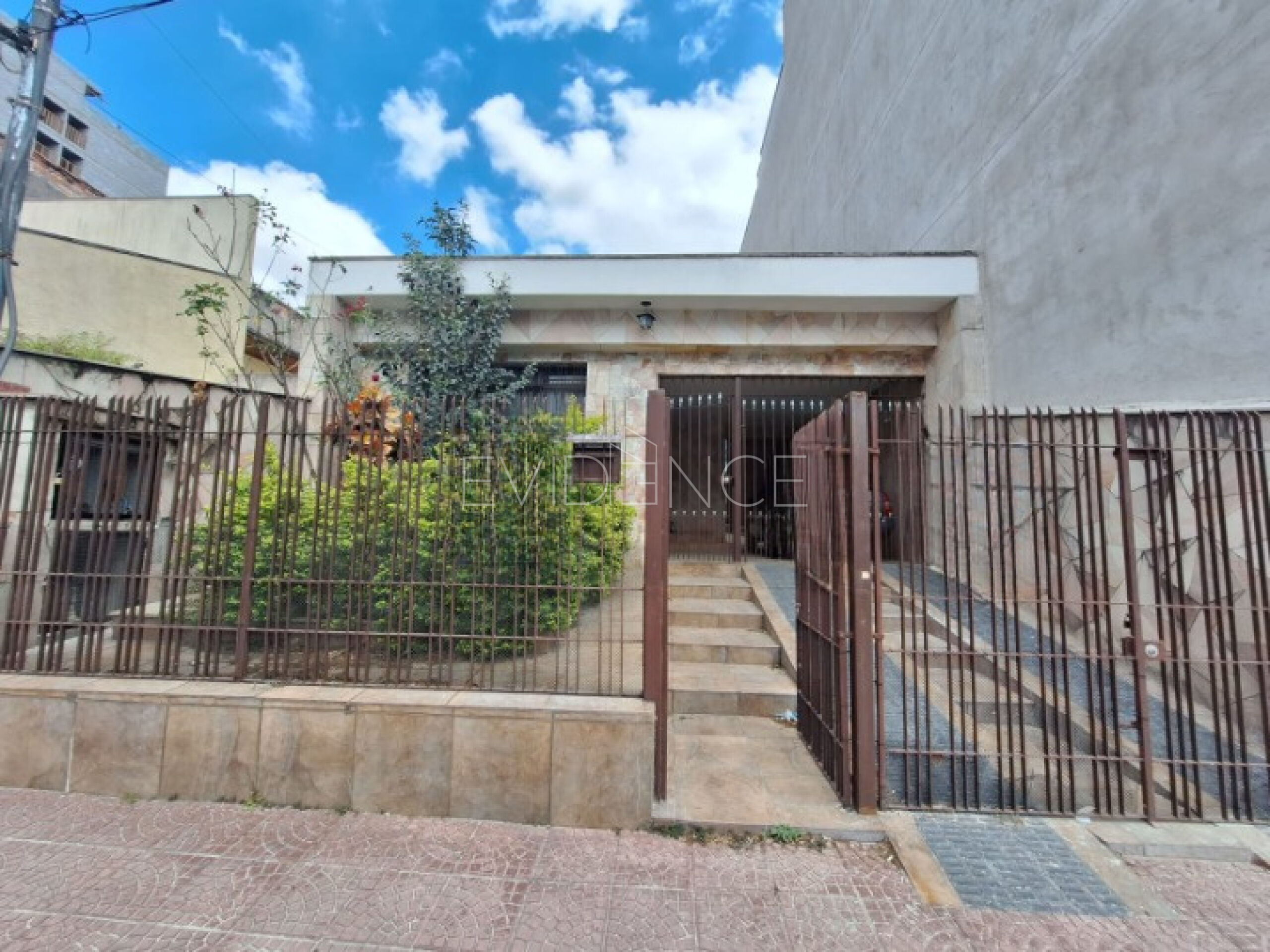Casa Térrea com 122m², 3 dormitórios, 1 suíte, 3 vagas no bairro Tatuapé em São Paulo